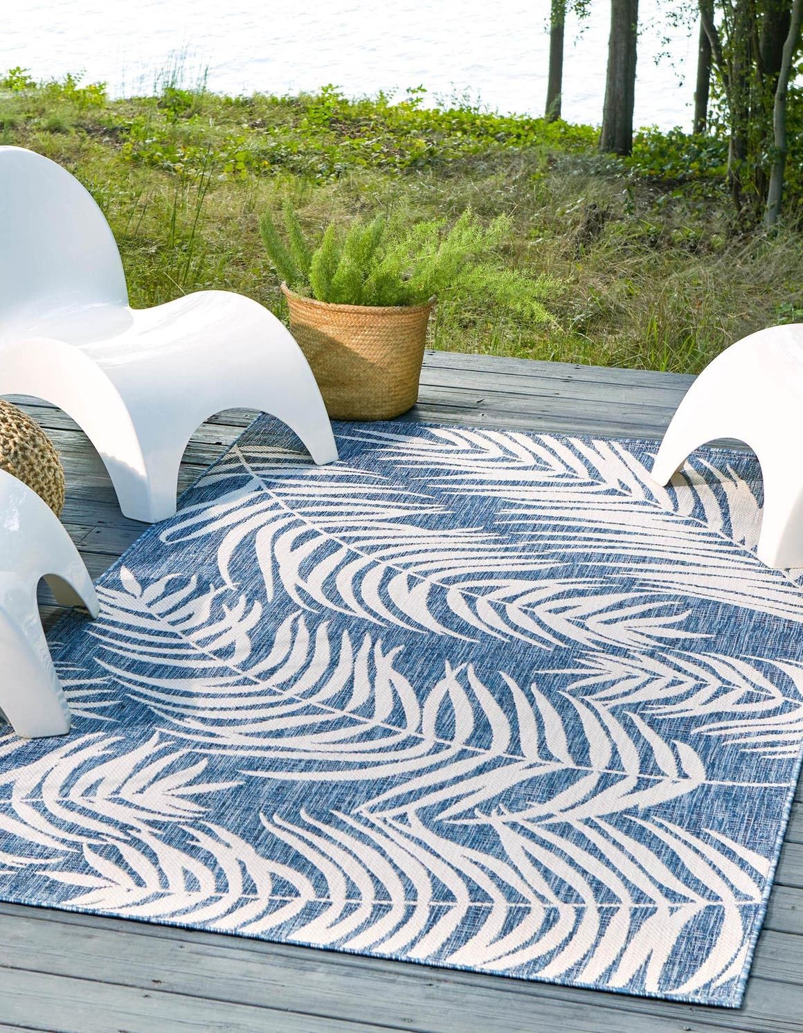 Unique Loom Outdoor Botanical Collection Area Rug - Palm (5 1 x 7 1 Rectangle Blue/Navy Blue)