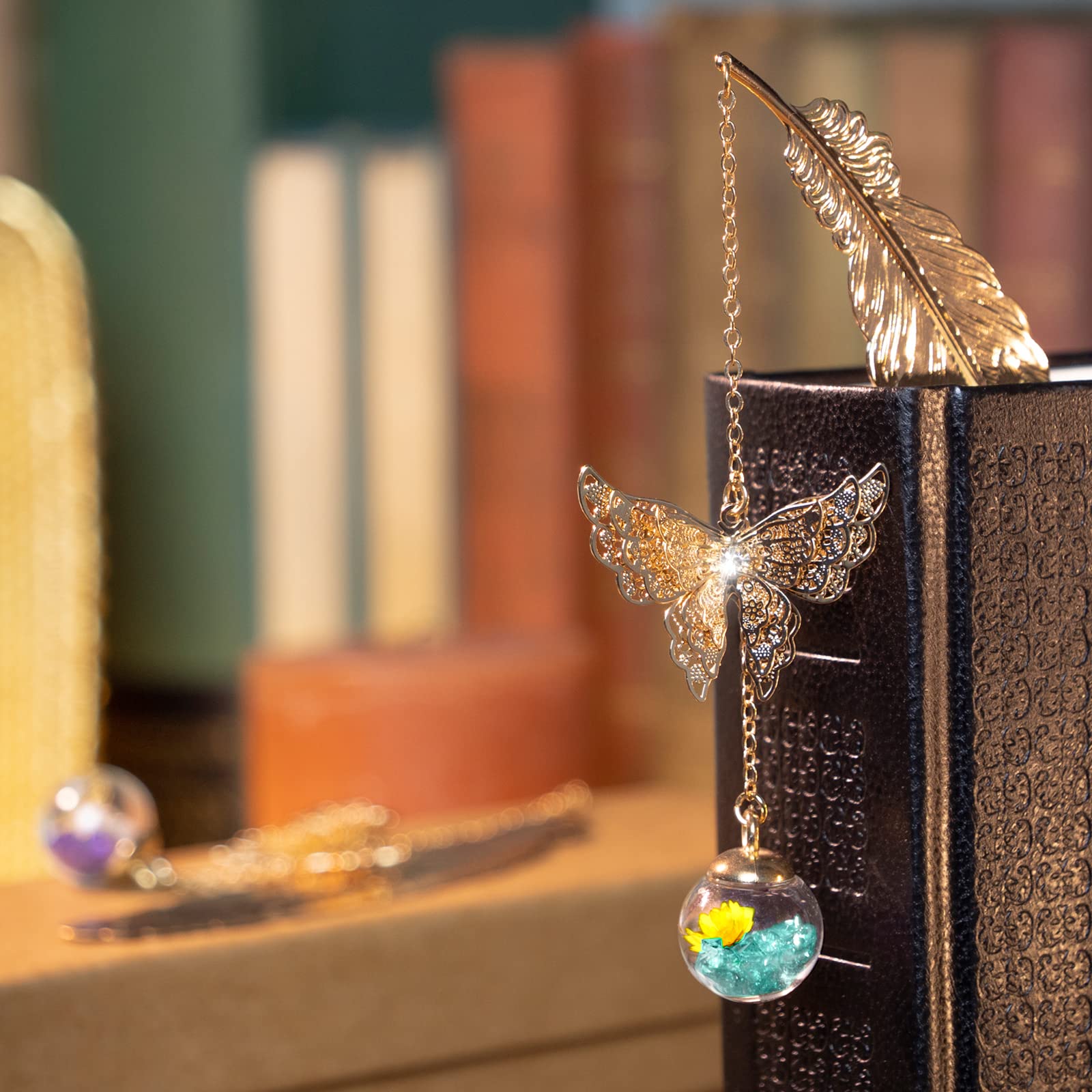 Toirxarn Gold Feather Bookmark With Butterfly Charm - Elegant Bookmarks For Women, Book Lovers Gifts, Book Marker For Reading, T