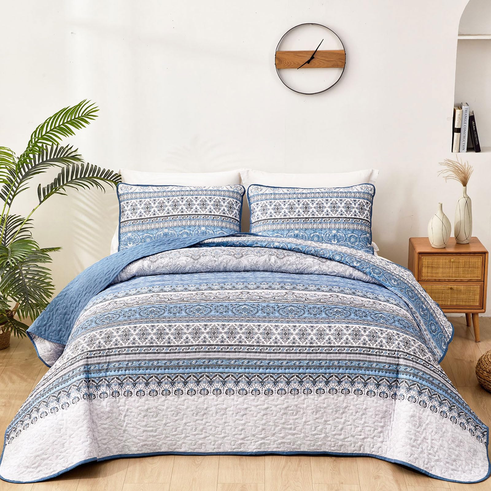 Wongs Bedding Boho King Quilt Set, Light Blue Bohemian King Quilt Bedding Set, Lightweight Microfiber Bed Decor Bedspread For Al