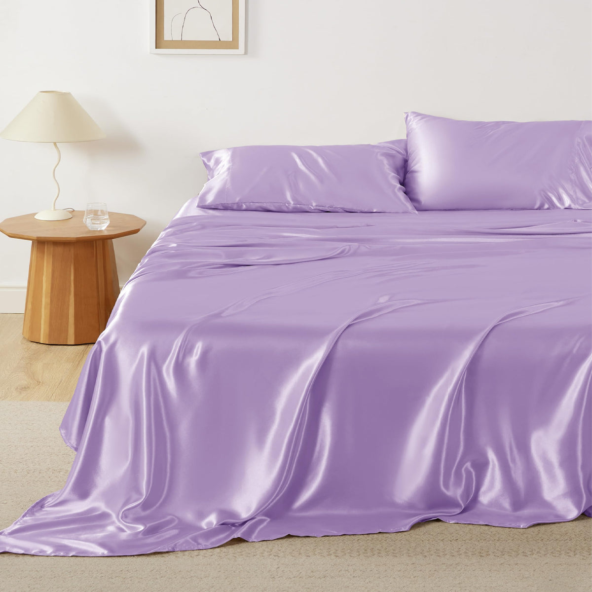 Bedsure Satin Sheets King - Similar To Silk Sheets, Silky Bedsheet, Luxury & Ultra Soft, Non-Fading & Wrinkle Free, Good For Hair & Skin, Gifts For Women, 4 Pieces, Lavender