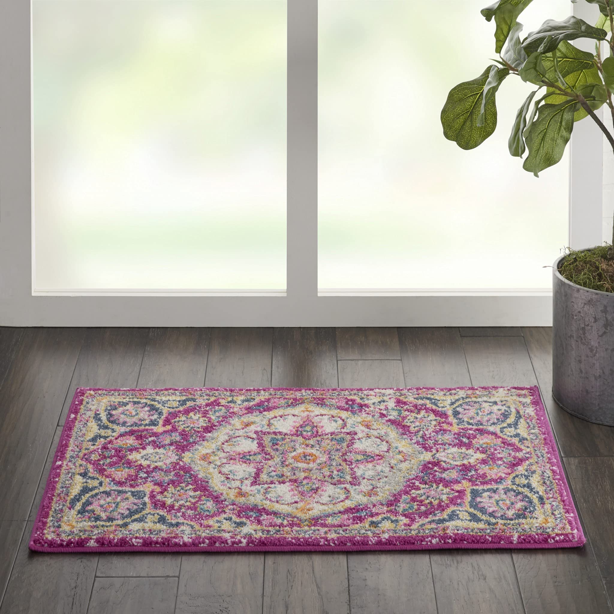 HomeRoots 100% Polypropylene 2â?? x 3â?? Pink and Ivory Medallion Scatter Rug