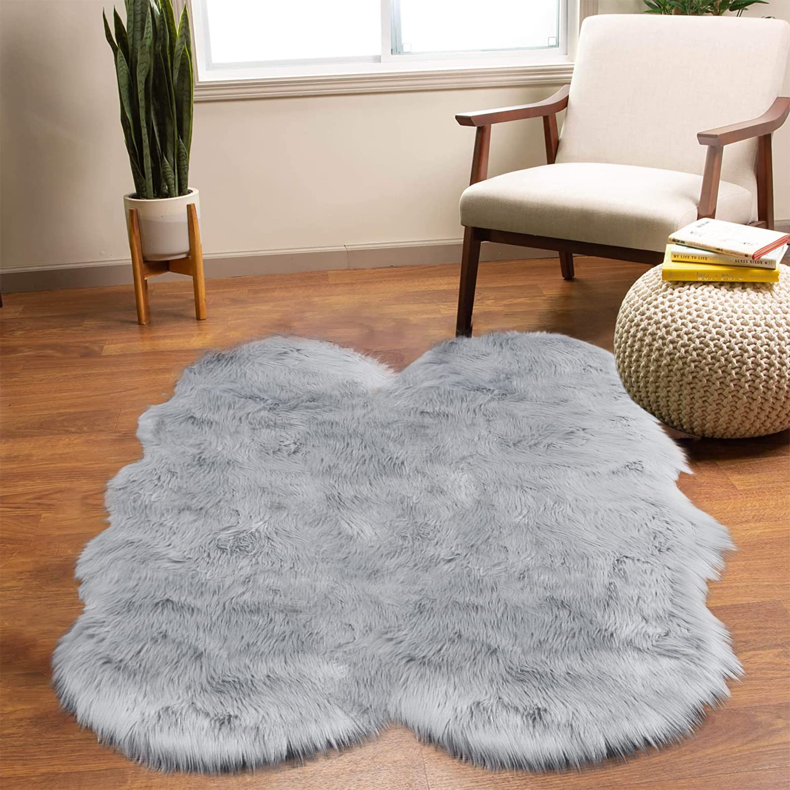 Latepis Grey Sheepskin Rug 4x6 Area Rug Bedside Rug Fluffy Rug Faux Fur Rug Shag Rug Carpets for Bedroom Living Room Playing Roo