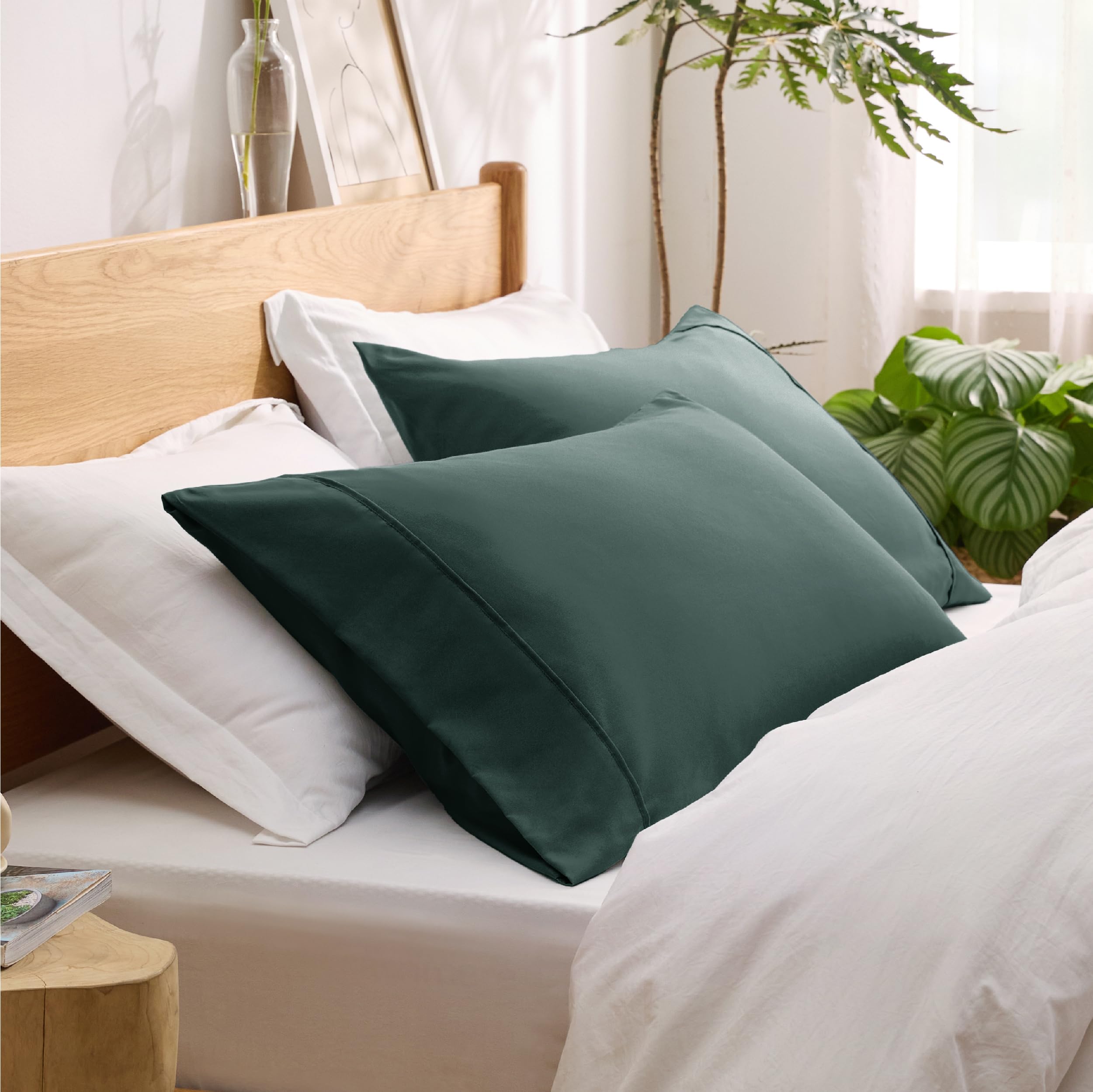 Bedsure Pillow Cases Standard Size Set Of 2 - Forest Green Brushed Microfiber Pillowcases, Super Soft And Cozy Pillowcase, Pillow Case Covers With Envelop Closure, 20X26 Inches