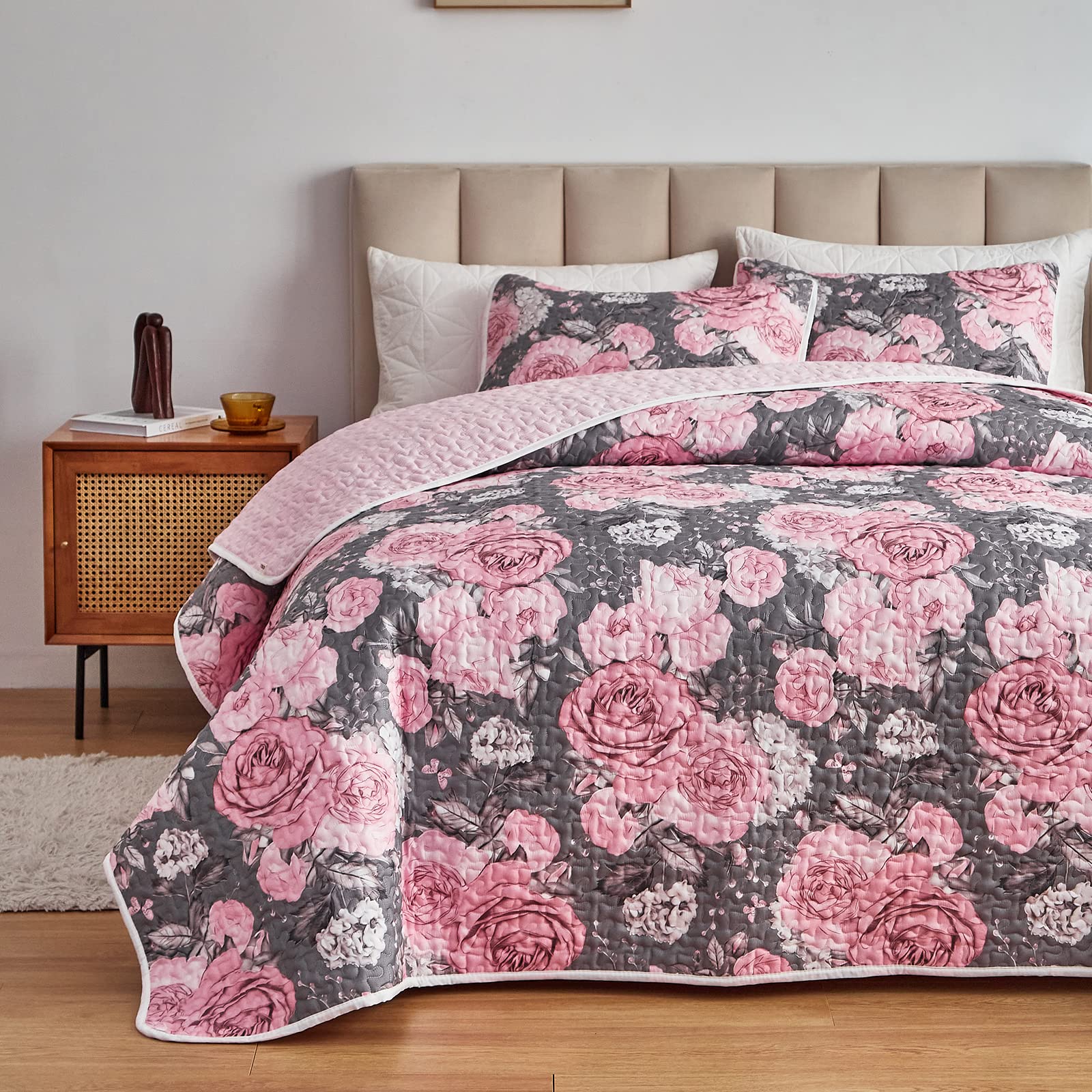 3 Pieces Quilt Set Grey With Pink Floral Quilt Bedding Set Queen Size Soft Microfiber Lightweight Reversible Coverlet Bedspread