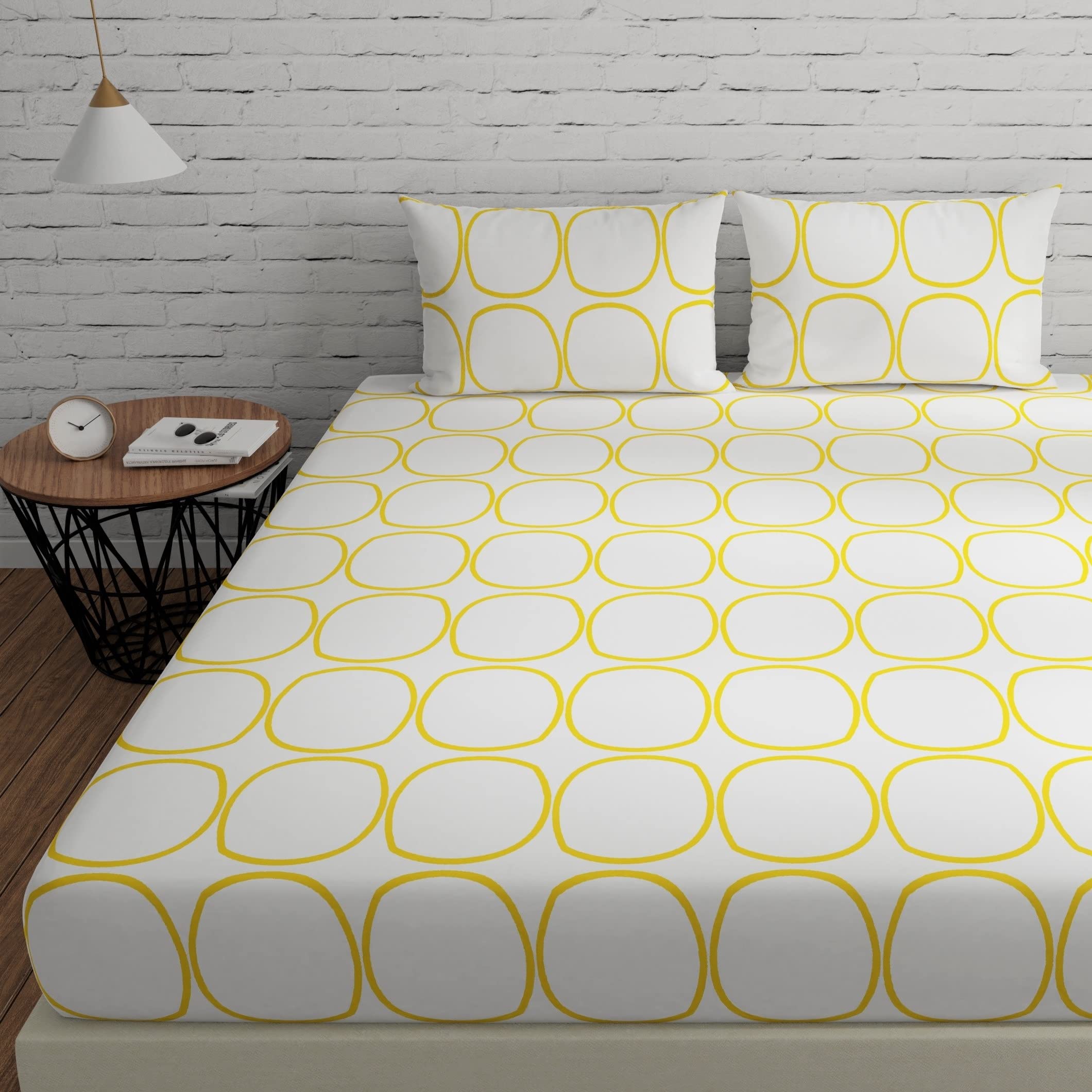 Huesland By Ahmedabad Cotton 144 Tc Cotton Bedsheets For Double Bed With 2 Pillow Covers  White (Yellow Circles)