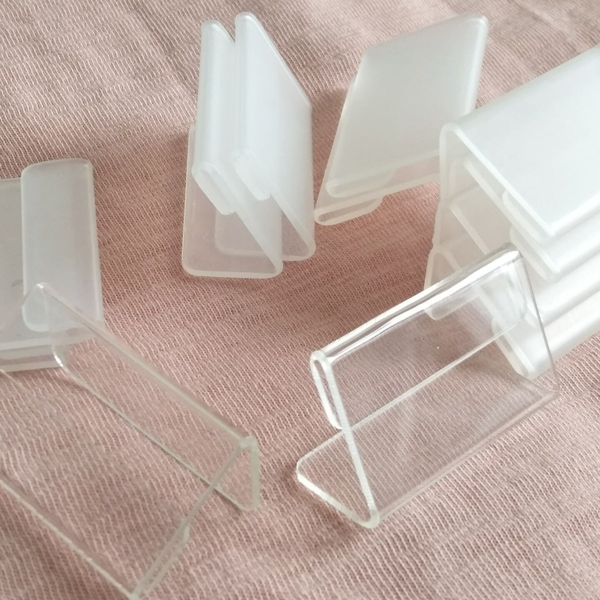 Ruixuan Set Of 30Pcs Mini Sign Display Holder, L Shape Clear Acrylic P ...