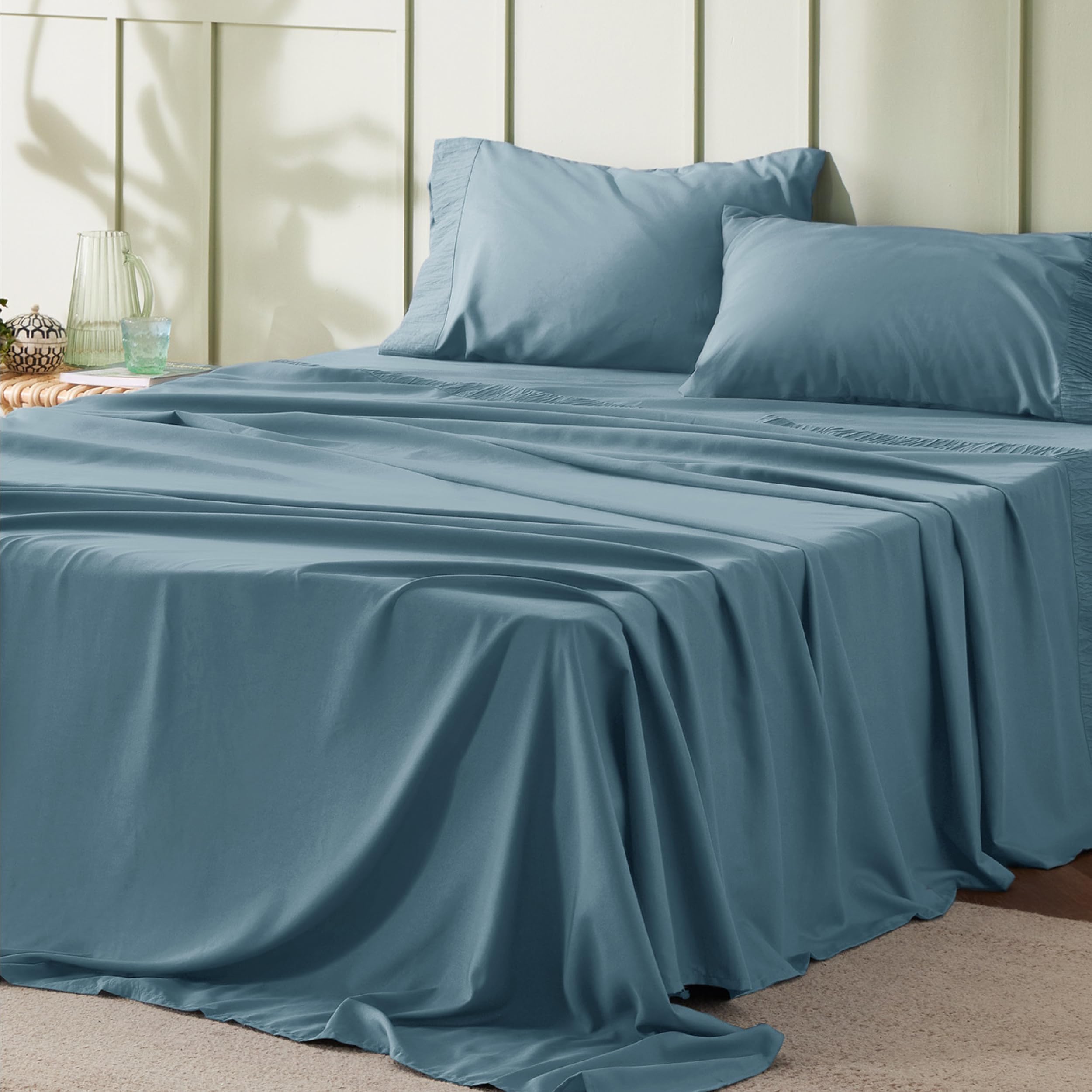 Bedsure Queen Sheet Set - Soft Sheets For Queen Size Bed, 4 Pieces Hotel Luxury Mineral Blue Sheets Queen, Easy Care Polyester M