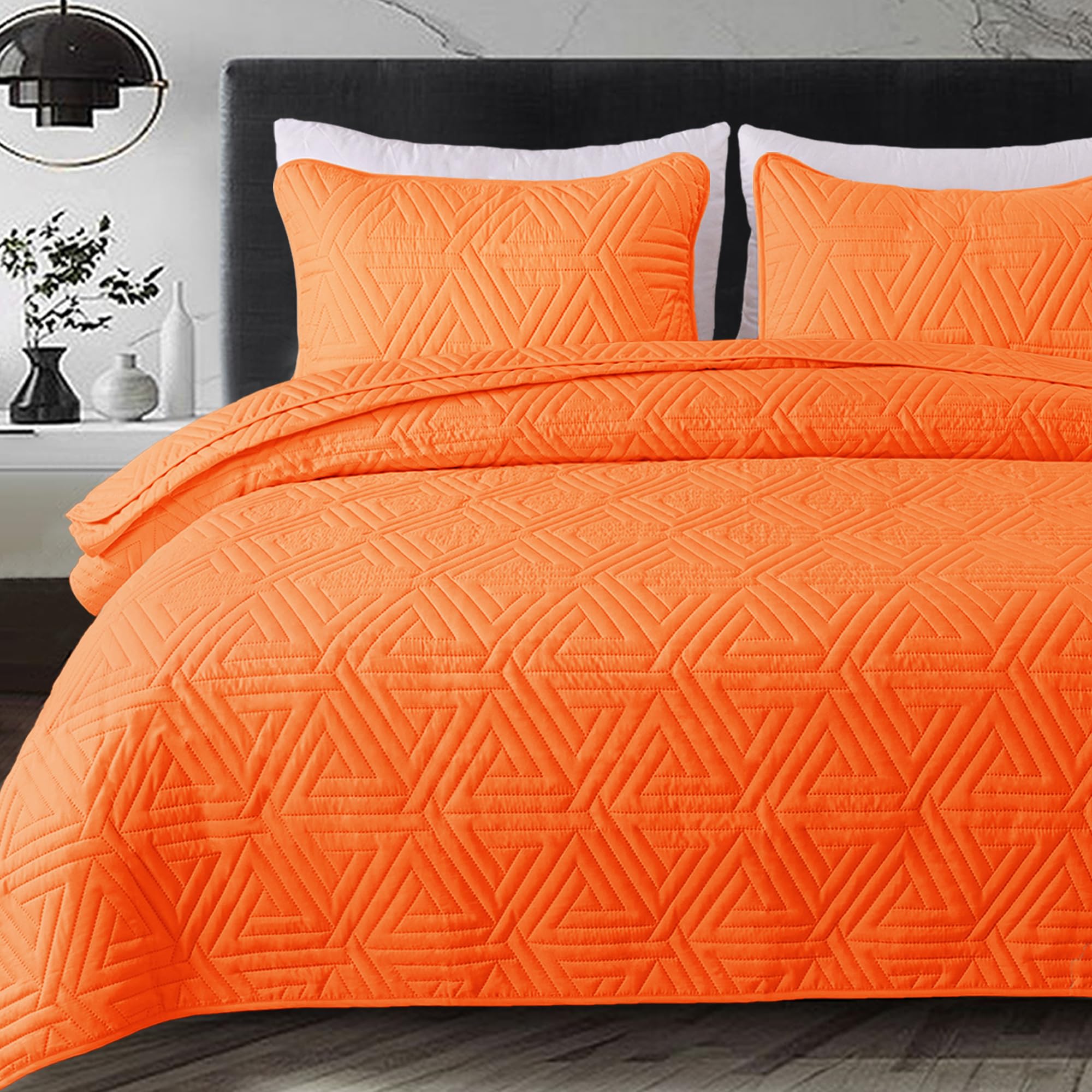 Whale Flotilla Soft King Size Quilt Set For All Seasons, 3-Piece Ultrasonic Geometric Quilts Bedding Set, Lightweight Reversible