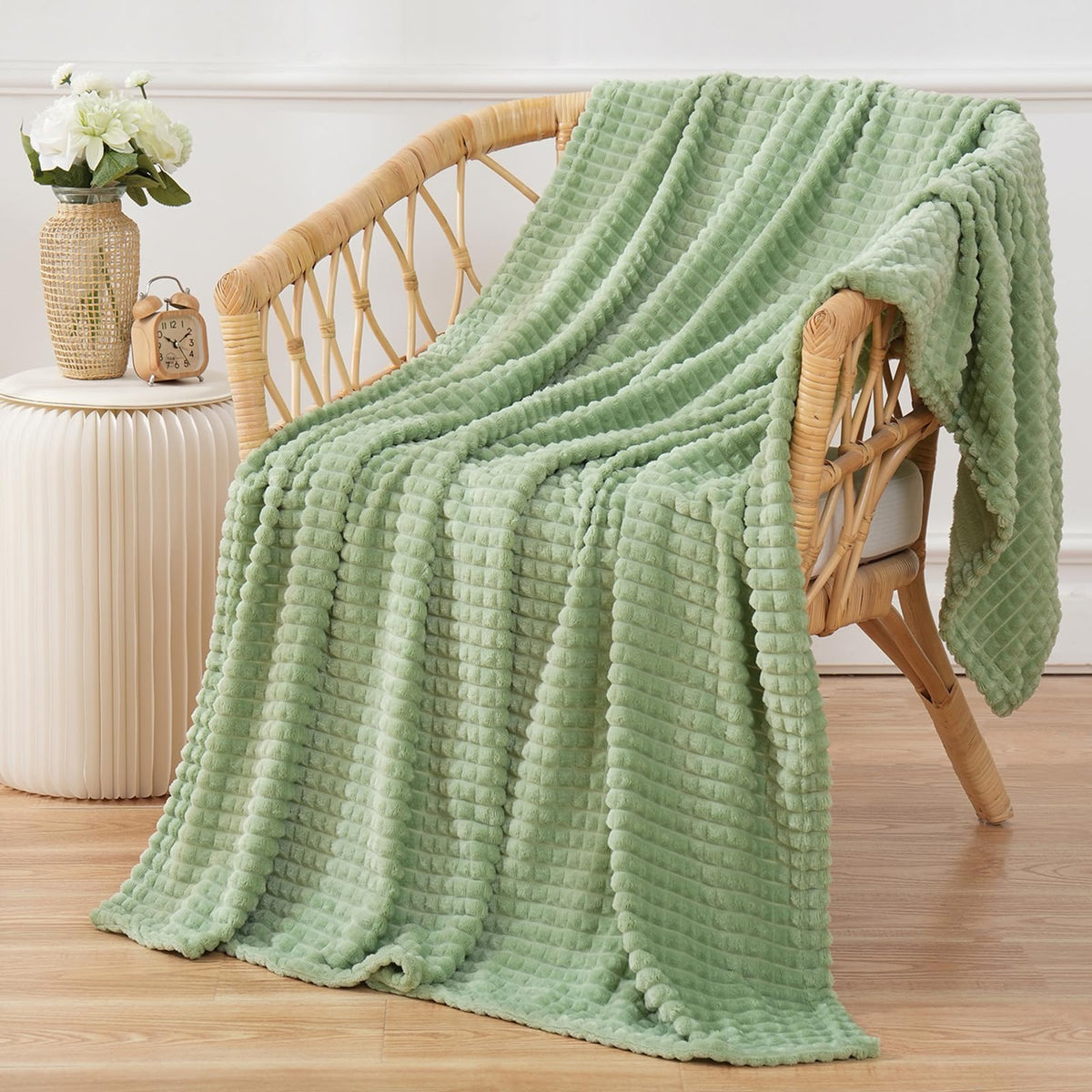 Puncuntex Flannel Fleece Throw Blanket Sage Green 50''  60'',Super Soft Plush Cozy Blanket With Square Grid Design Luxury For Co