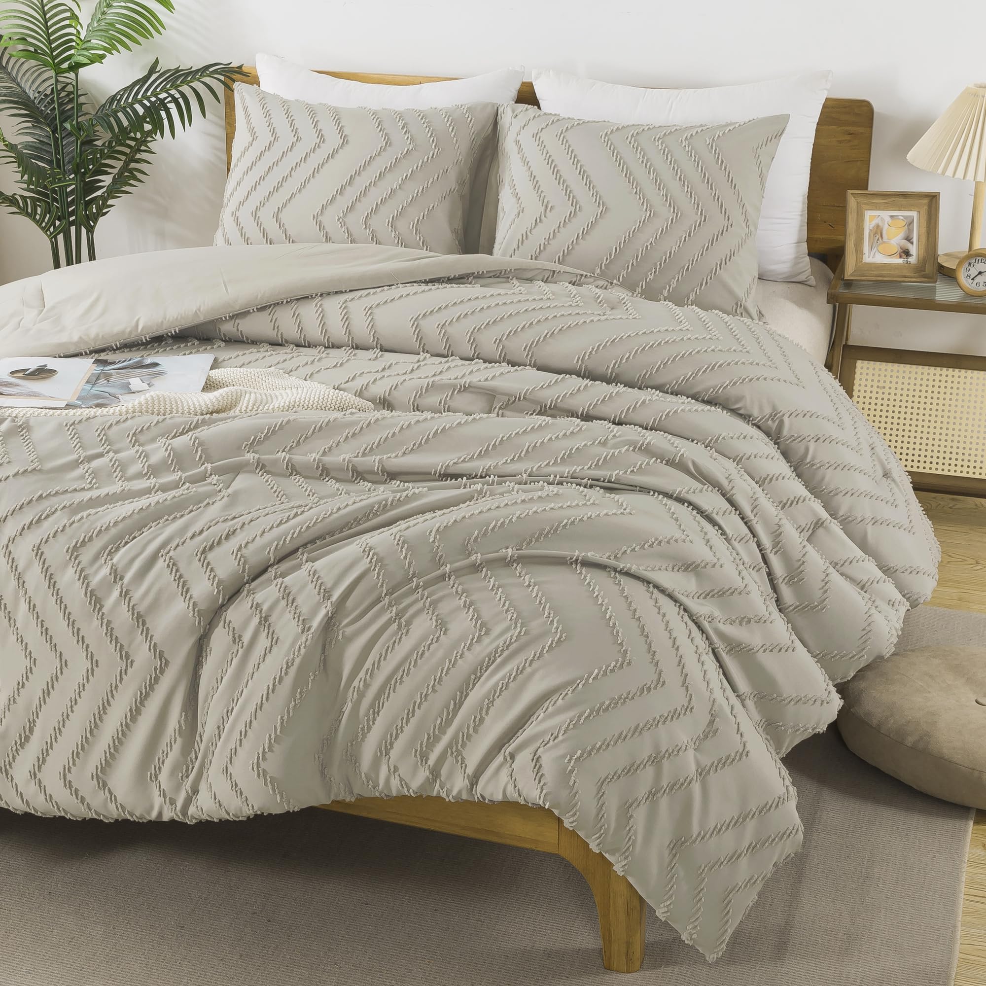 Andency Oatmeal Comforter Set King Size, Boho Soft Warm Tufted Bedding Comforter Sets For King Size Bed, 3 Pieces Aesthetic Chev