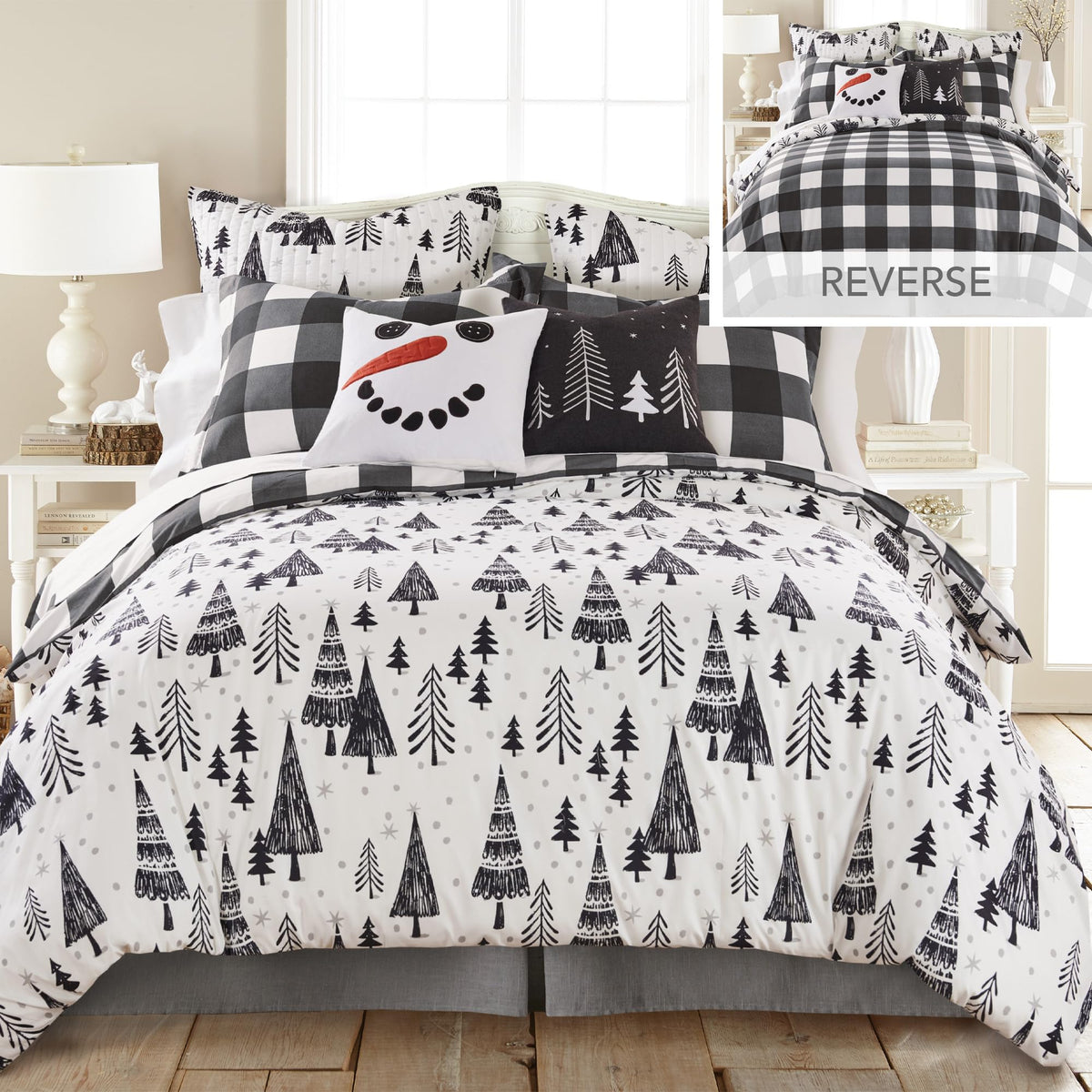 Levtex Home Merry & Bright Collection - Northern Star Duvet Cover Set - King Duvet Cover (106 X 94In.) + Two King Pillow Cases (