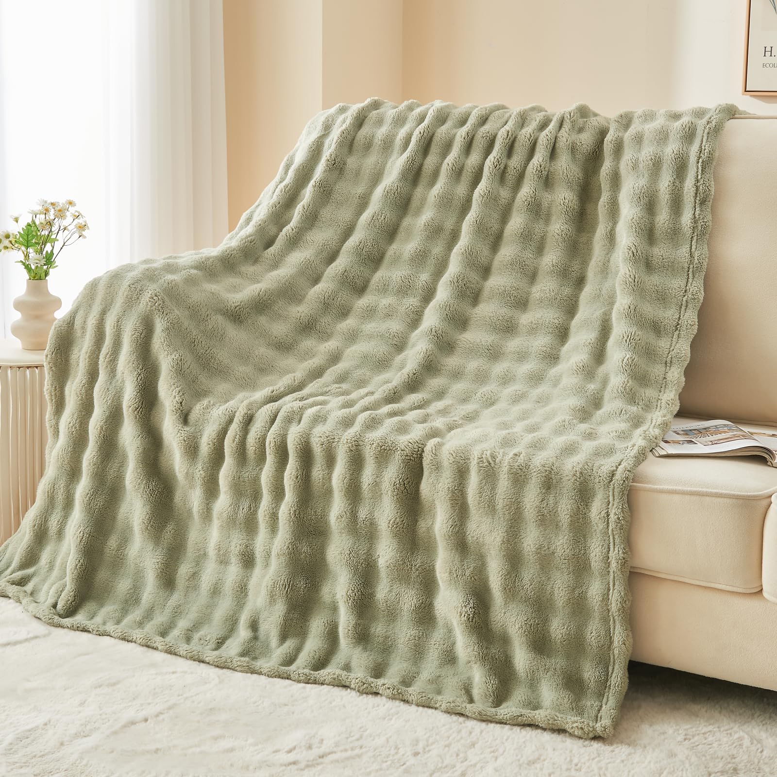 Newcosplay Throw Blanket For Couch Sage Green Super Soft Flannel Fleece 3D Bubble Lightweight Bed Blanket All Season Use (Sage G
