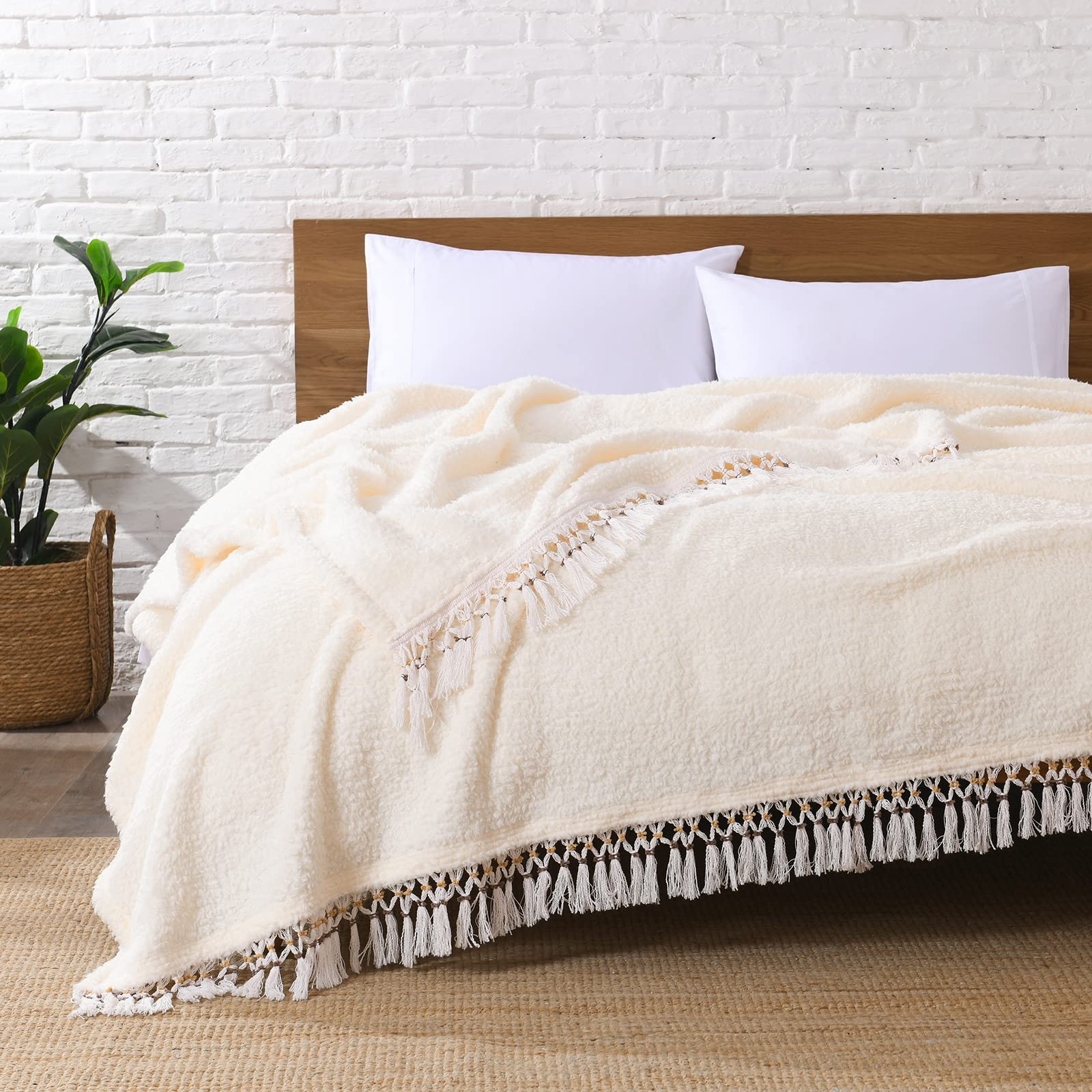 Ultra Soft Fleece Sherpa Blanket King Size,Lightweight Cozy Boho Bed Blanket With Decorative Tassel, Pattern Reversible, Antique