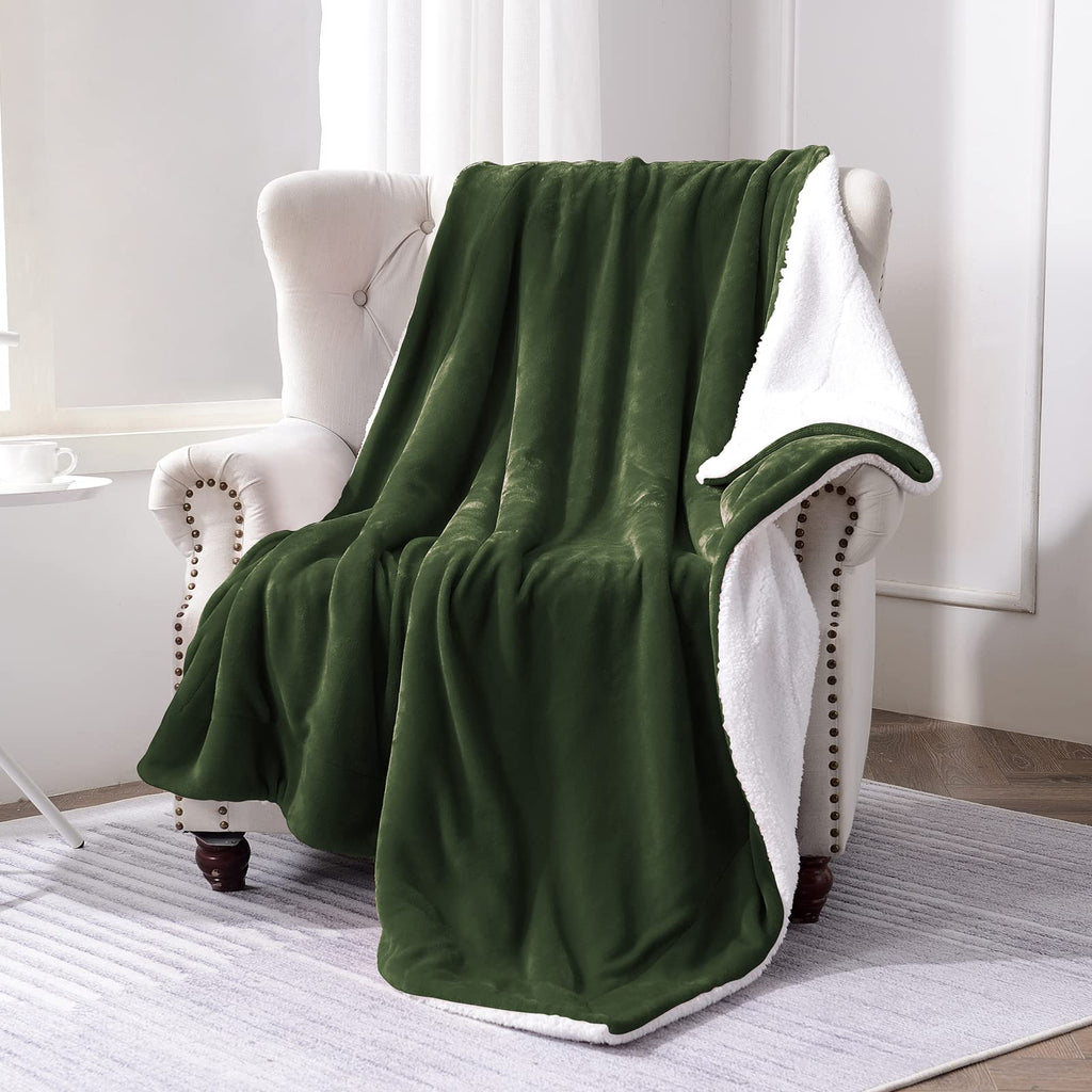 Sochow Sherpa Fleece Throw Blanket, Double-Sided Super Soft Luxurious Plush Blanket Twin Size 60 Inchx80 Inch, Olive Green