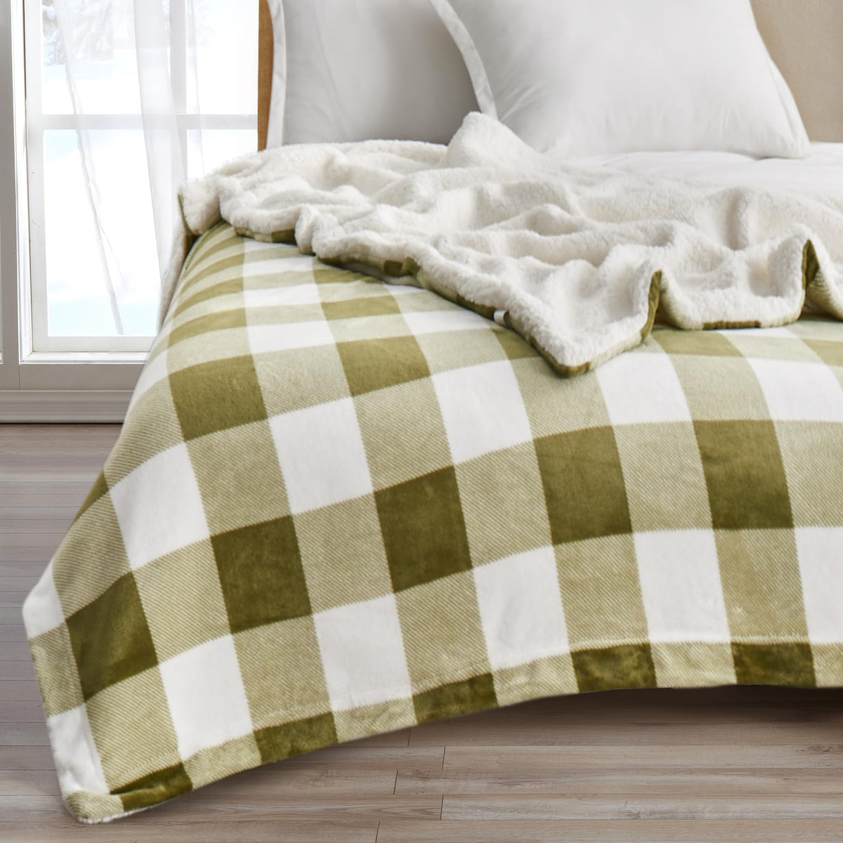 Sherpa Fleece And Velvet Plush Throw Blanket, Thick Blanket For Chair, Sofa, Or Bed. Warm, Reversible, Soft Fleece Throw Blanket