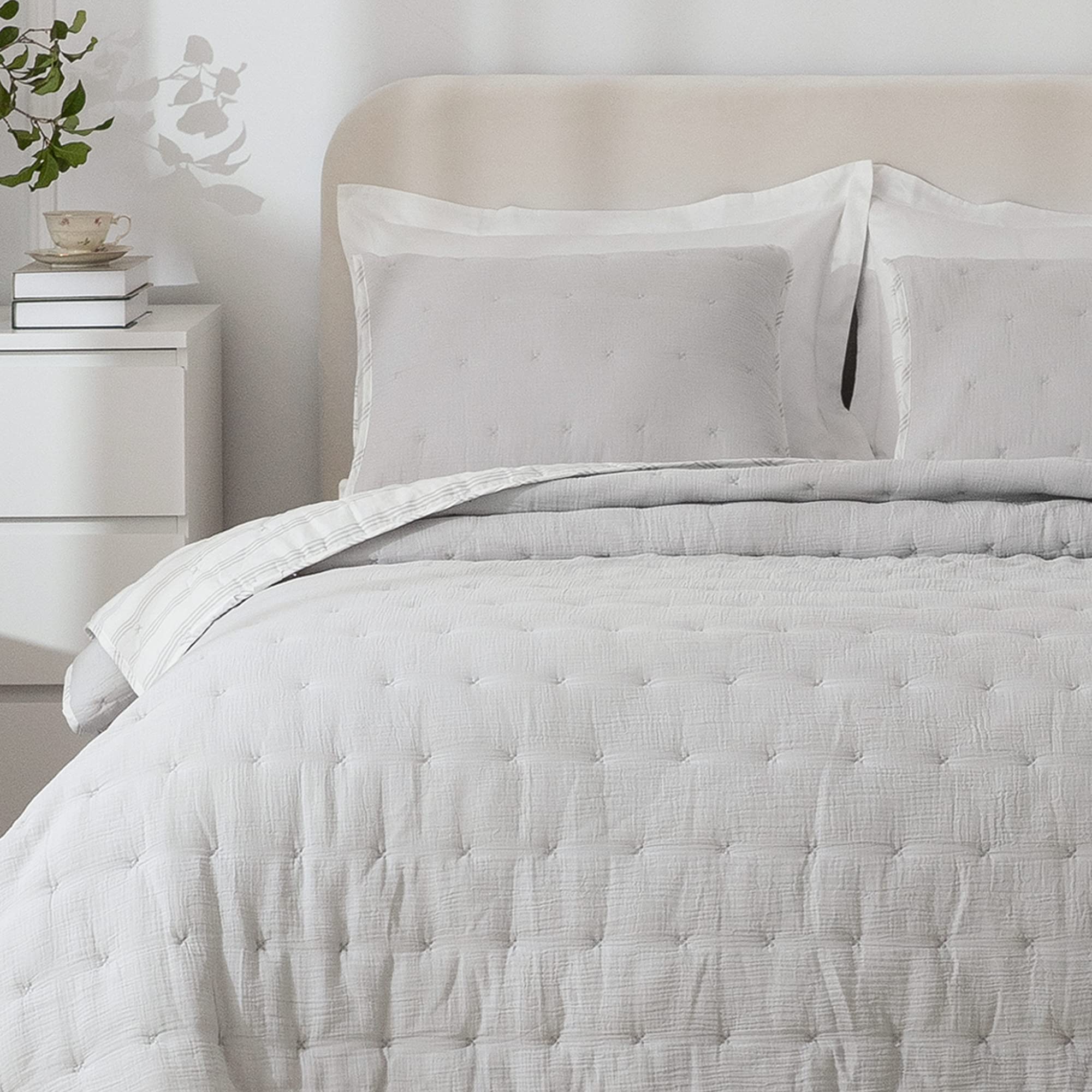 Shalala Cotton Gauze Quilt Sets, Light Gray Lightweight King Quilt Bedding Sets, Reversible Seersucker Quilts For King Bed, 3Pcs