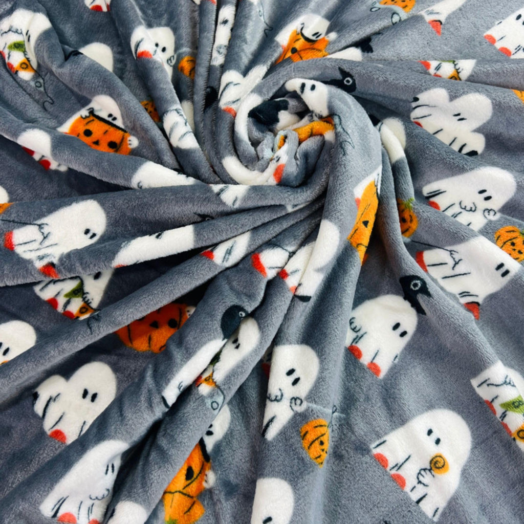 Halloween Fleece Throw Blanket: Baby Ghost Party On Grey Background Design On Soft Velvet Throw Blanket For Couch Bed