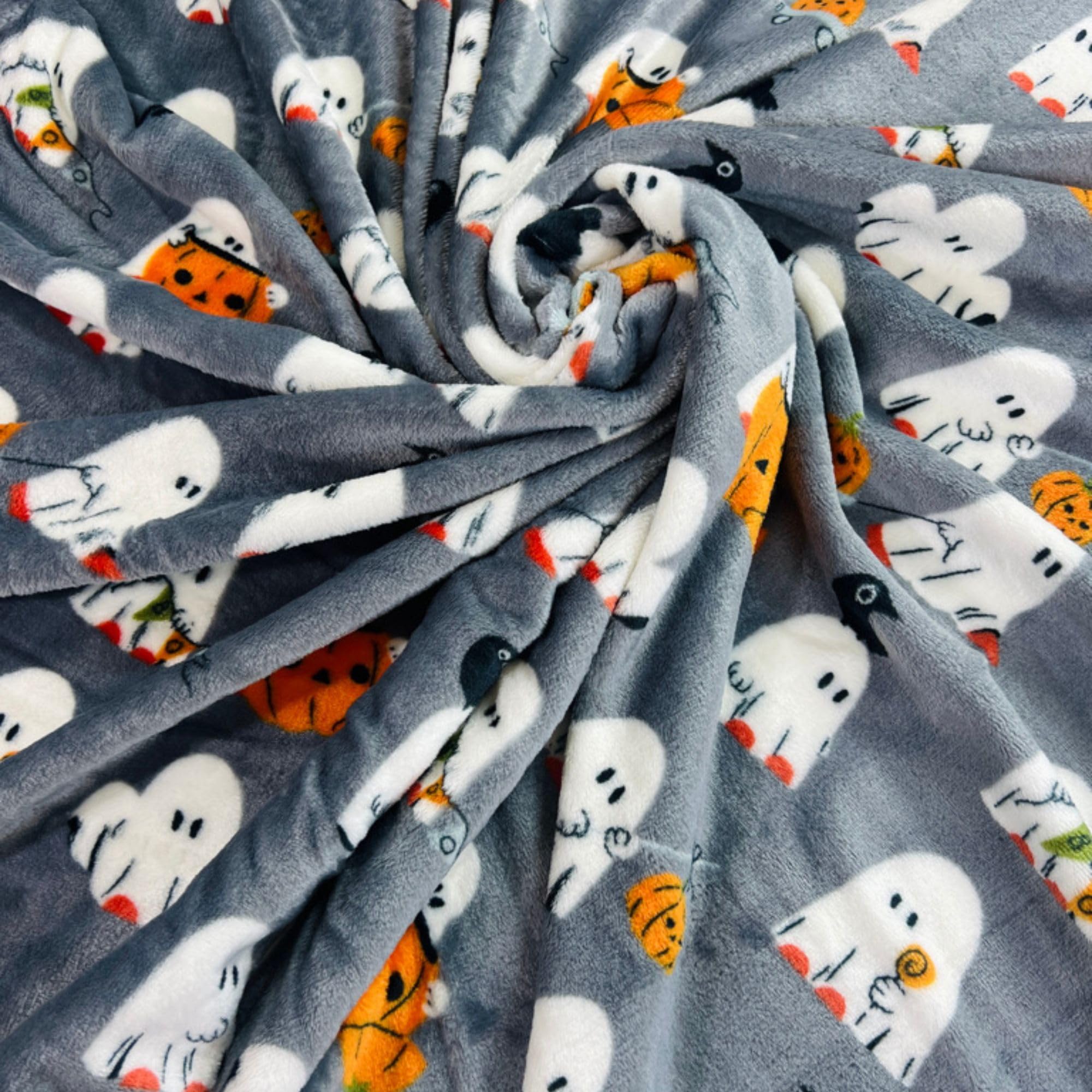 Halloween Fleece Throw Blanket: Baby Ghost Party On Grey Background Design On Soft Velvet Throw Blanket For Couch Bed
