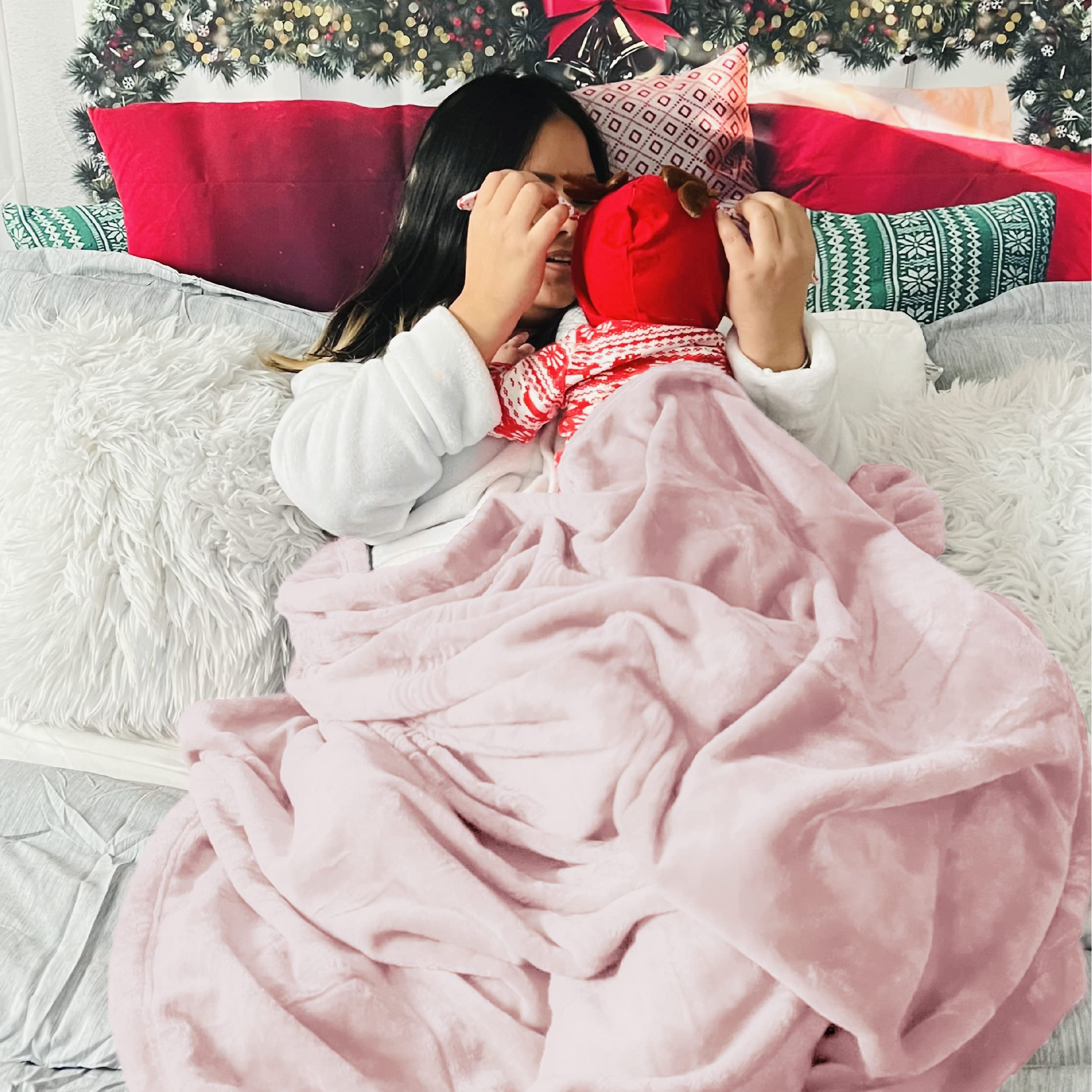 Bedsure Fleece Blanket Throw Blanket Pink - 300Gsm Throw Blankets For Couch, Sofa, Bed, Soft Lightweight Plush Cozy Blankets And