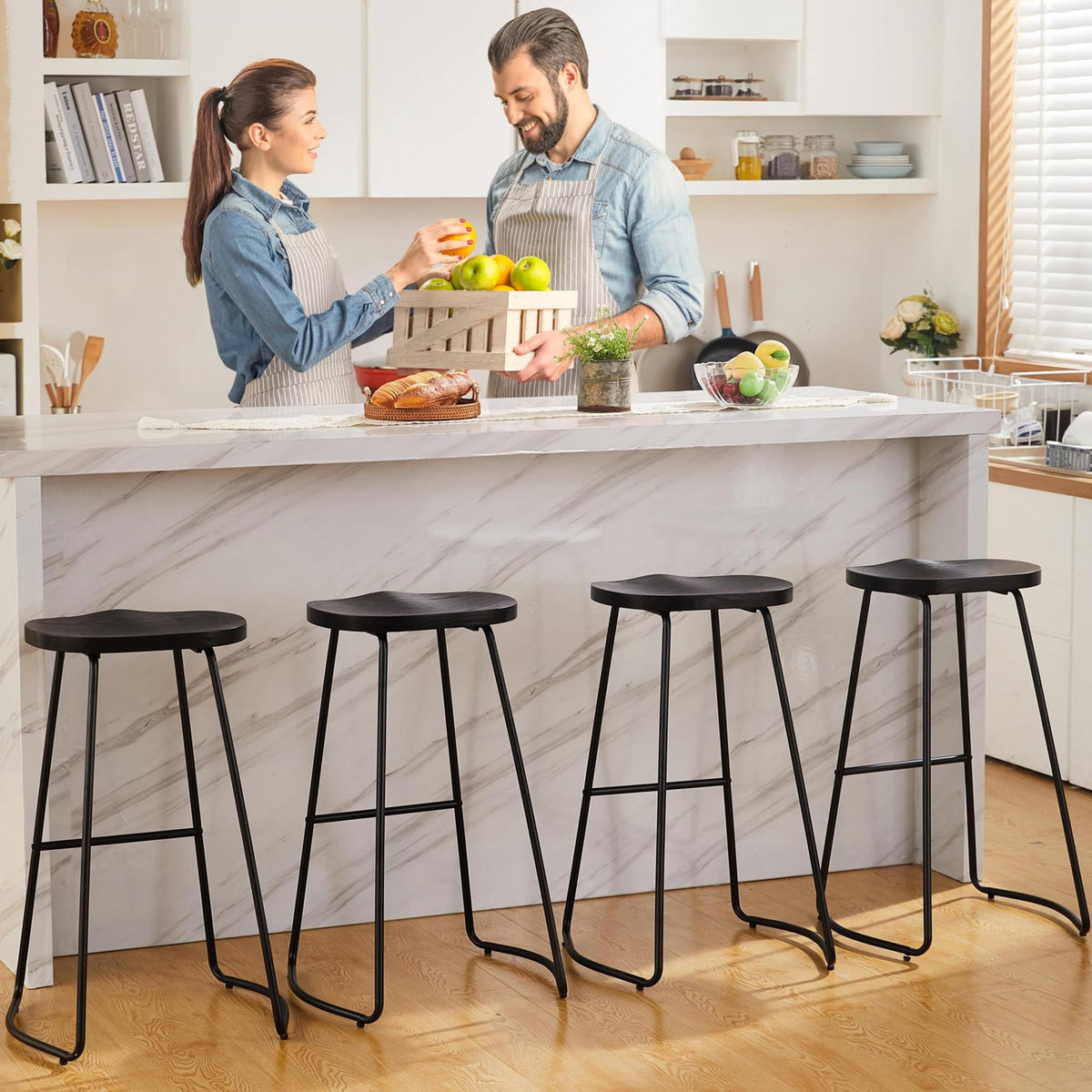 Heugah Bar Stools Set Of 4, Wood Saddle Seat Barstools For Kitchen Island, 30' Black Bar Height Stools With Footrest (Black, 4 Pcs 30Inch Barstool)