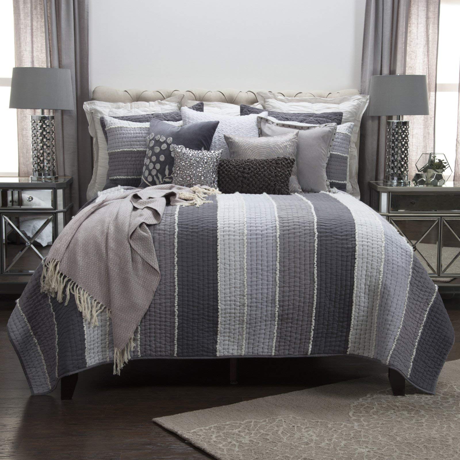 Rizzy Home | BQ4195 | Cotton Quilt | 106&quot;x92&quot; Gray/White/Nuetral Stripe