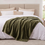 Exq Home Fleece Blanket Twin Size For Couch Or Bed - 3D Stripe Jacquard Decorative Blankets - Cozy Soft Lightweight Fuzzy Flanne