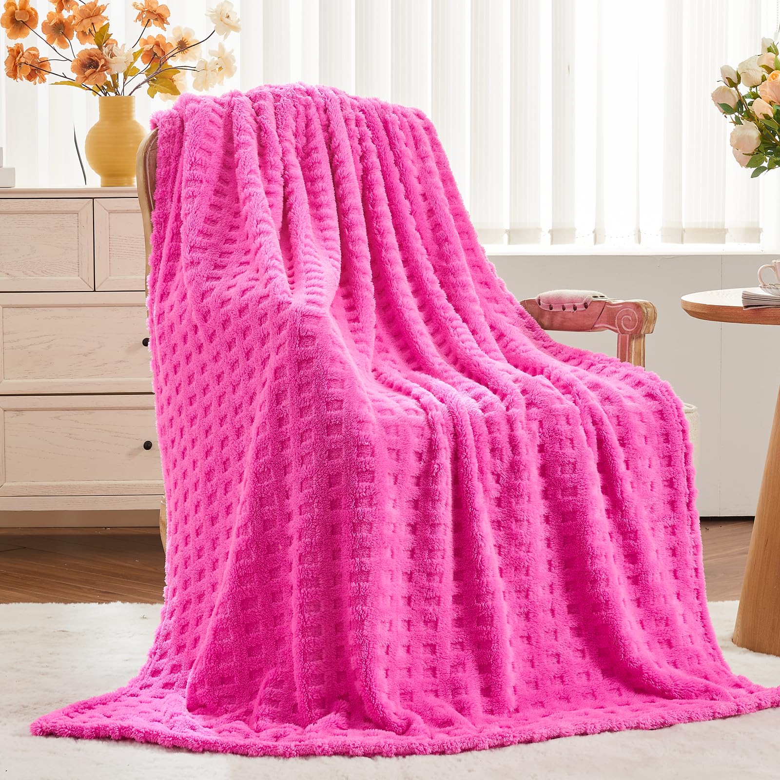 Newcosplay Super Soft Twin Blanket Pink Premium Silky Flannel Fleece 3D Waffle Checkered Lightweight Bed Blanket All Season Use