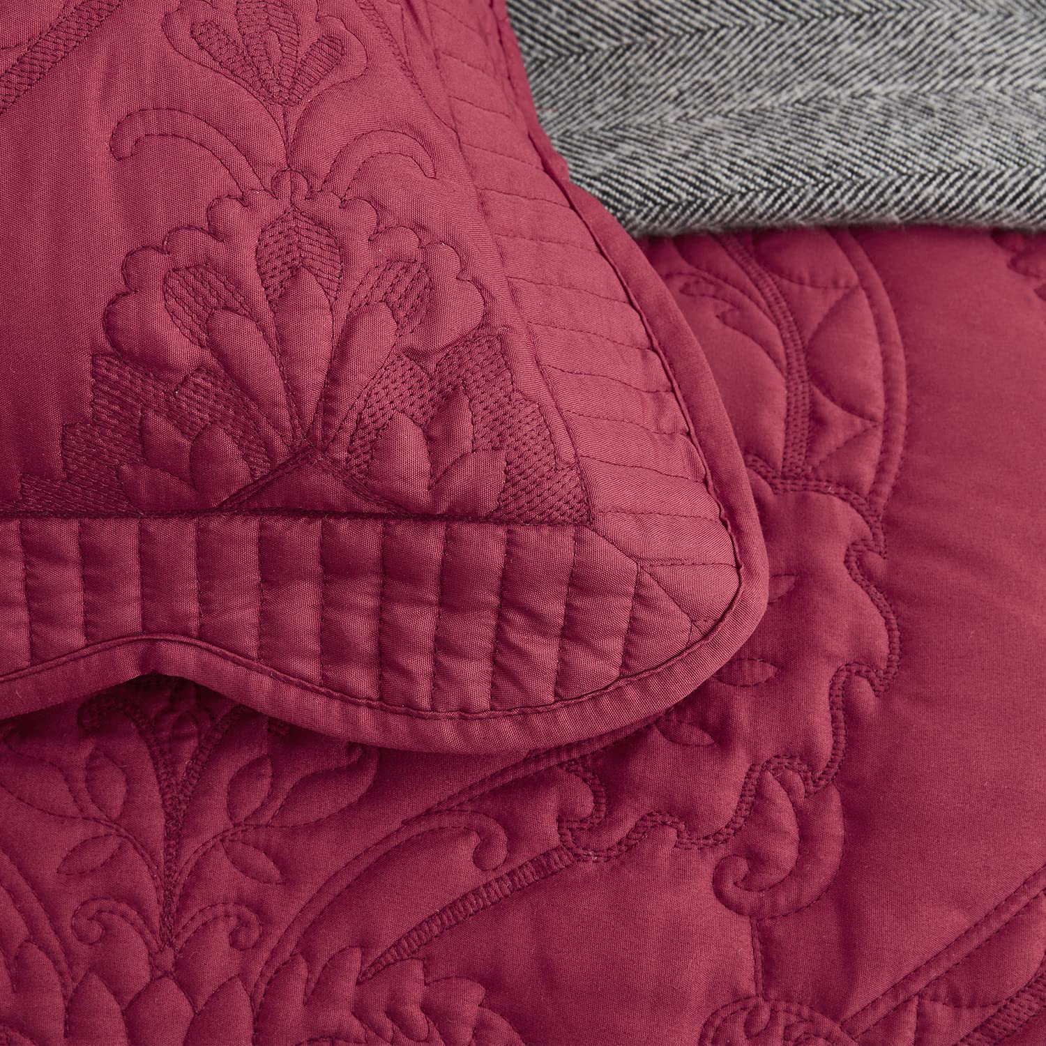 Chixin Microfiber King Pillow Shams Set Of 2 - Quilted Decorative Pillow Covers - Wine Red - Size (20' X 36')
