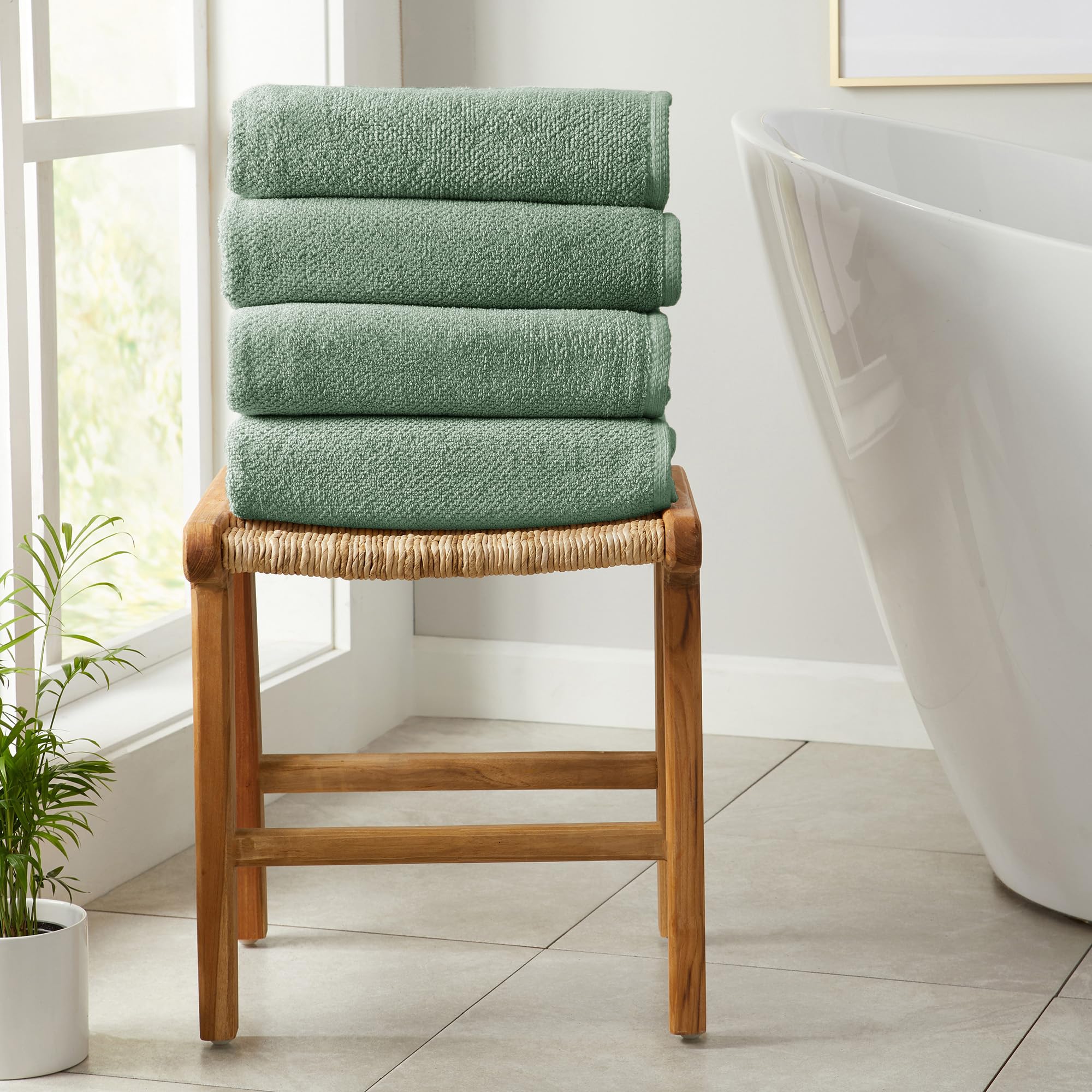 Green Bath Towels - 100% Cotton 4 Pack 52x30 Bath Towel Set - Absorbent, Quick-Drying, Durable Towels for Bathroom Decor - Low-T