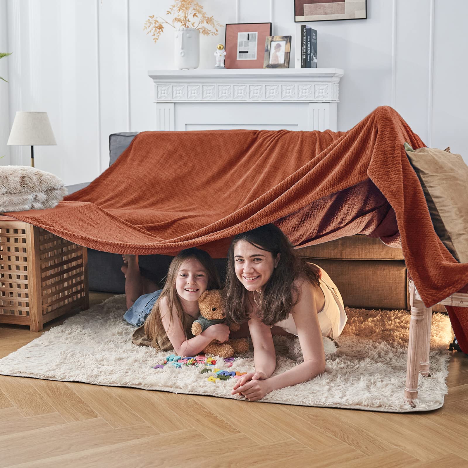 Newcosplay Super Soft King Blanket Coffee Premium Silky Flannel Fleece Leaves Pattern Lightweight Bed Blanket All Season Use (Co