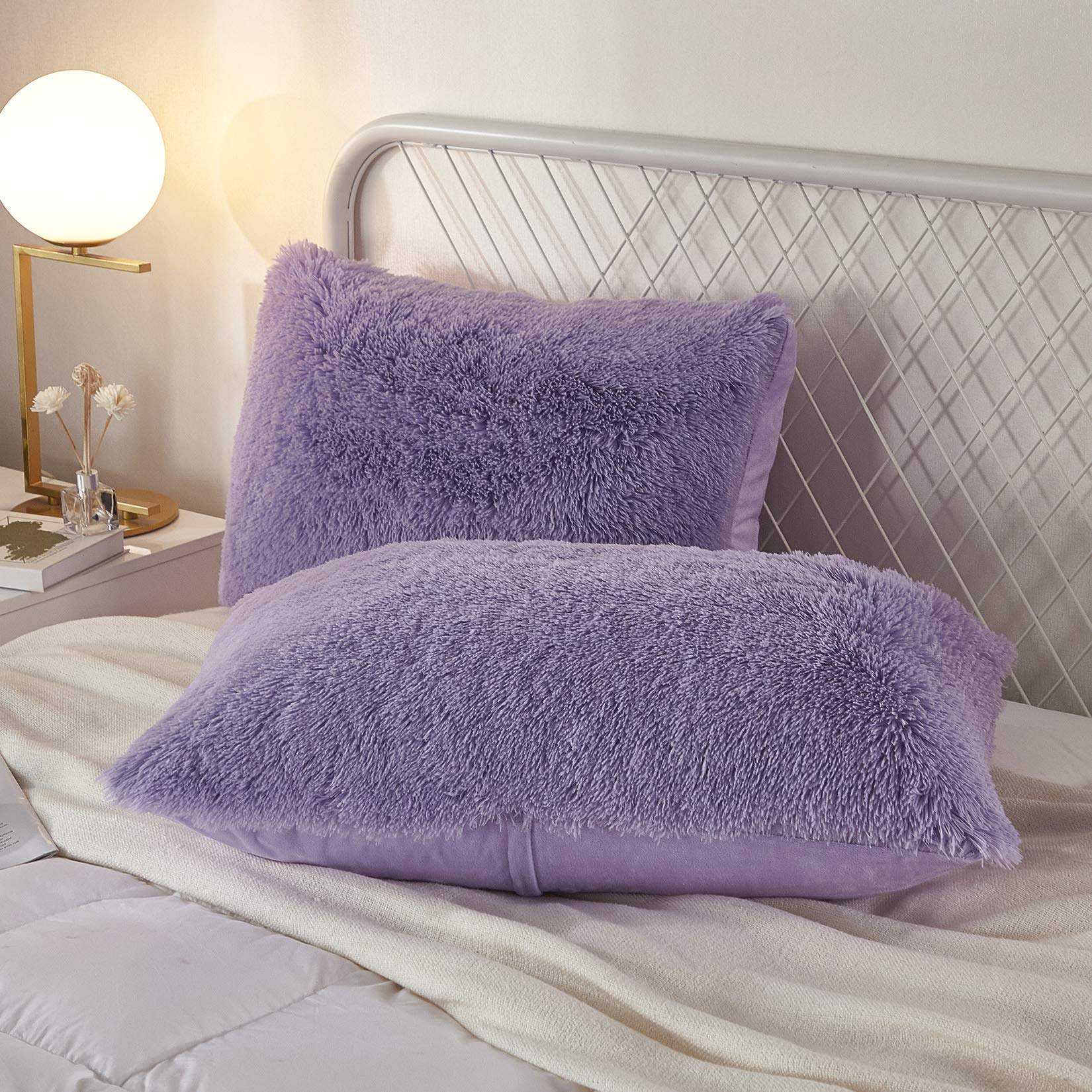 Uhamho Set Of 2 Faux Fur Throw Pillow Covers Soft Velvet Decorative Pillowcases Zipper Closure (Lilac, 20'X36')