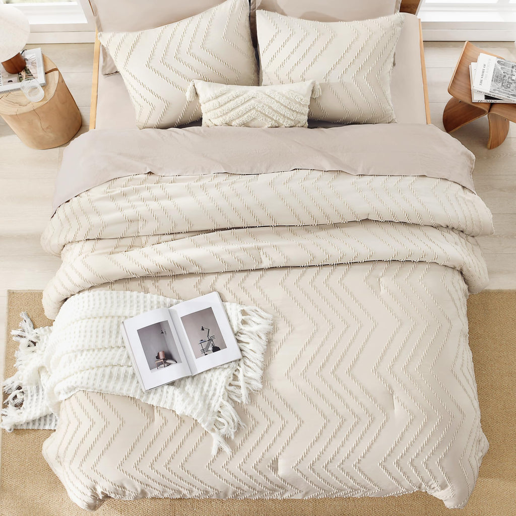 Litanika California King Comforter Set Beige, 3 Pieces Cal King Oversized King Chevron Tufted Boho Bedding Comforter Sets, Fluff
