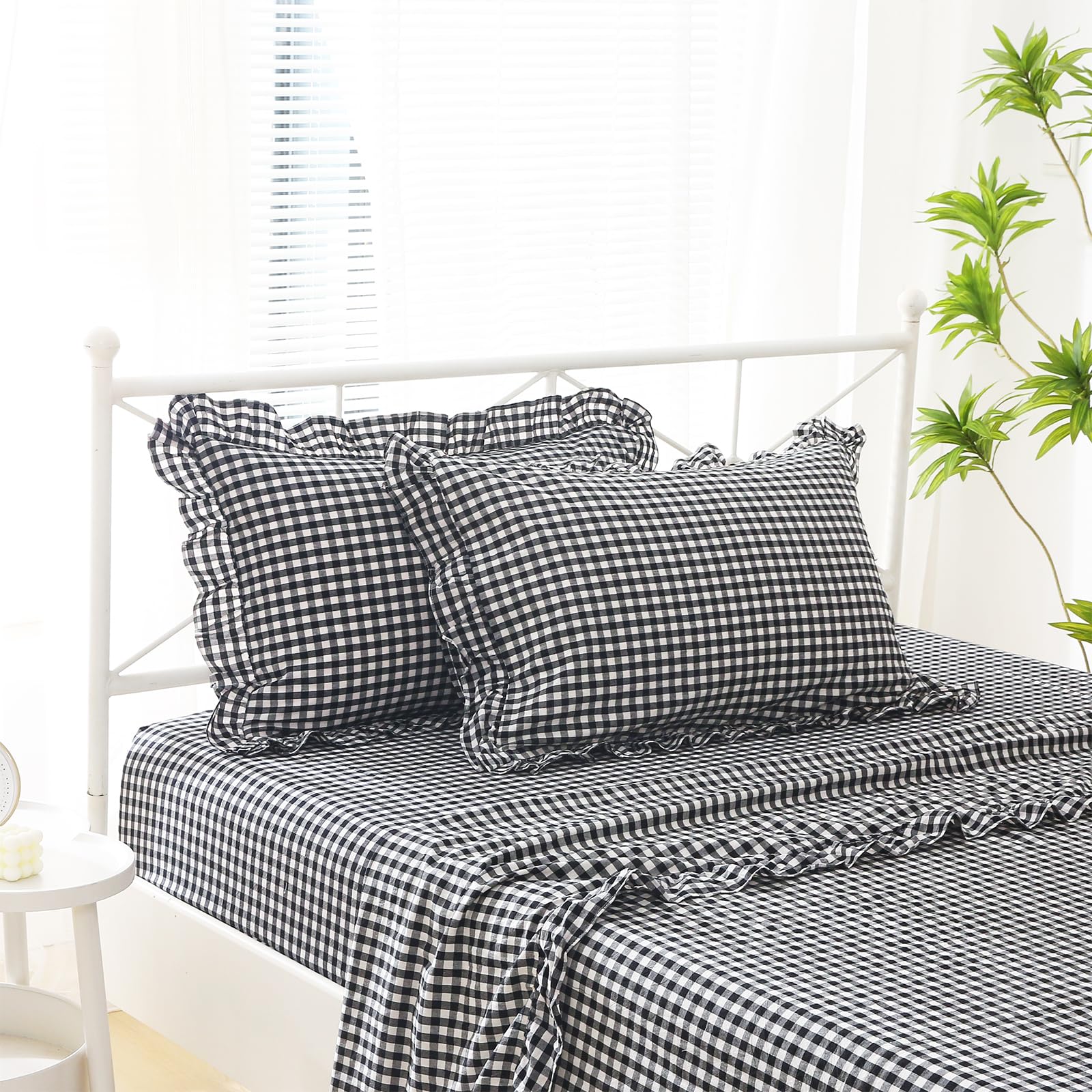 K Masaniji Black White Plaid Ruffle Sheets Queen Size 4-Piece Set, 300Tc 100% Yarn Dyed Cotton Sheets Deep Pocket Farmhouse Ging