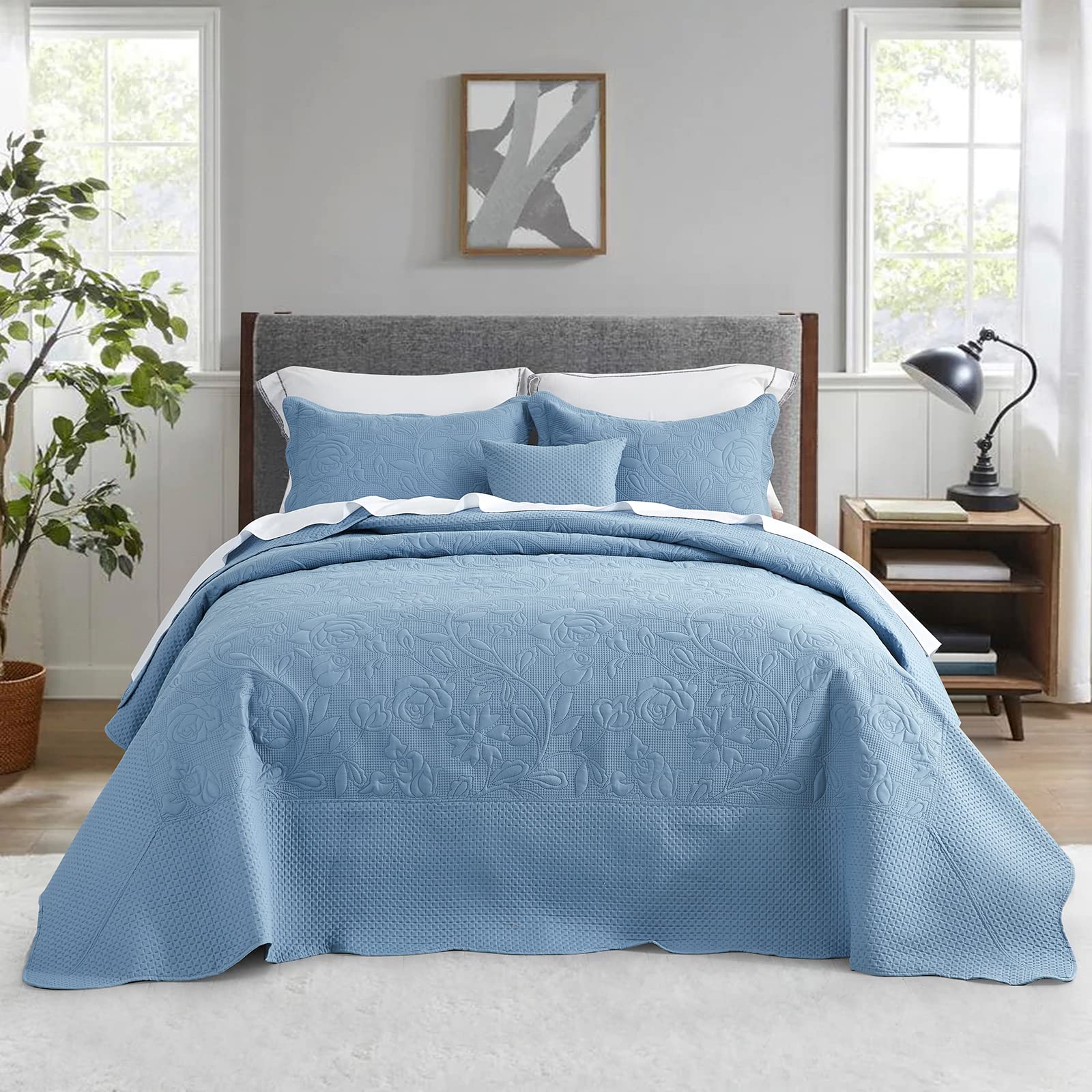 Chixin Oversized Bedspread Coverlet Set King Size - Lightweight Bedding Cover - Ultrasonic Quilting - 4 Piece Reversible Bedspre
