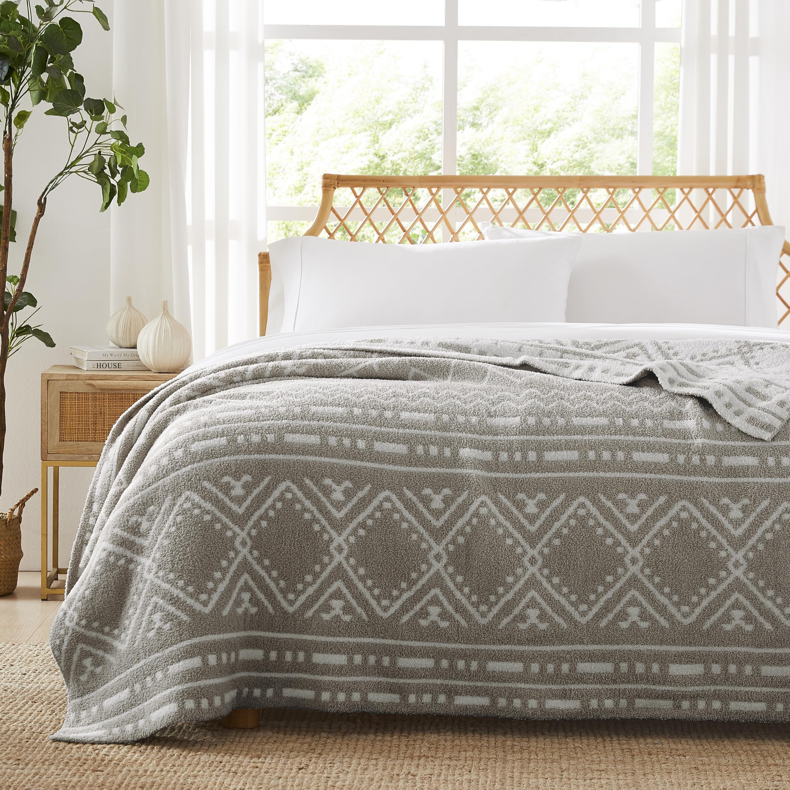 R.Share Boho Throw Blanket 50X70 Inch Reversible, Feather Knit Grey Microfiber Soft Comfy Cozy Lightweight Fluffy Fuzzy Warm Cut