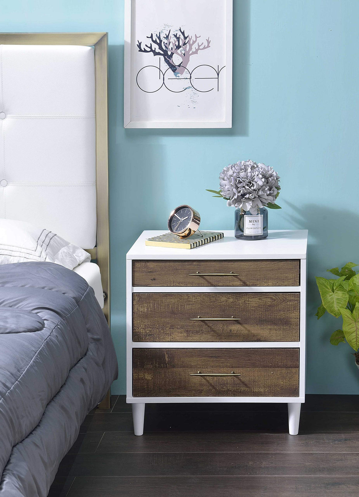 HomeRoots Metal, Melamine Paper, Ru 20' X 16' X 21' White and Weathered Oak Metal Nightstand