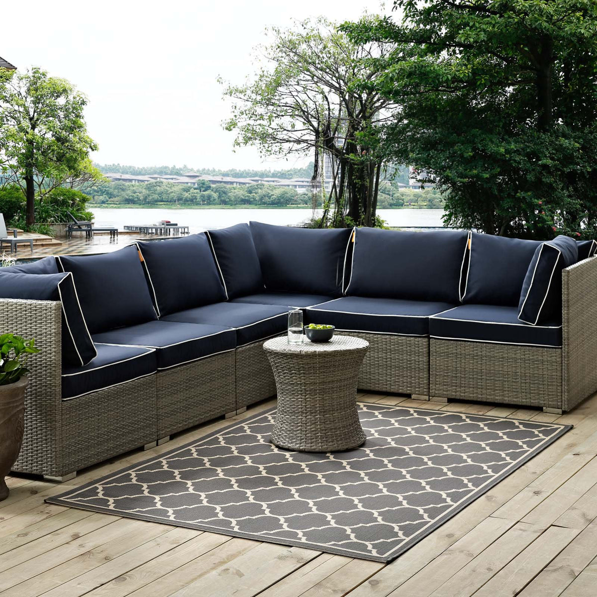 Modway Avena Moroccan Quatrefoil Trellis 8X10 Indoor And Outdoor In Gray And Beige