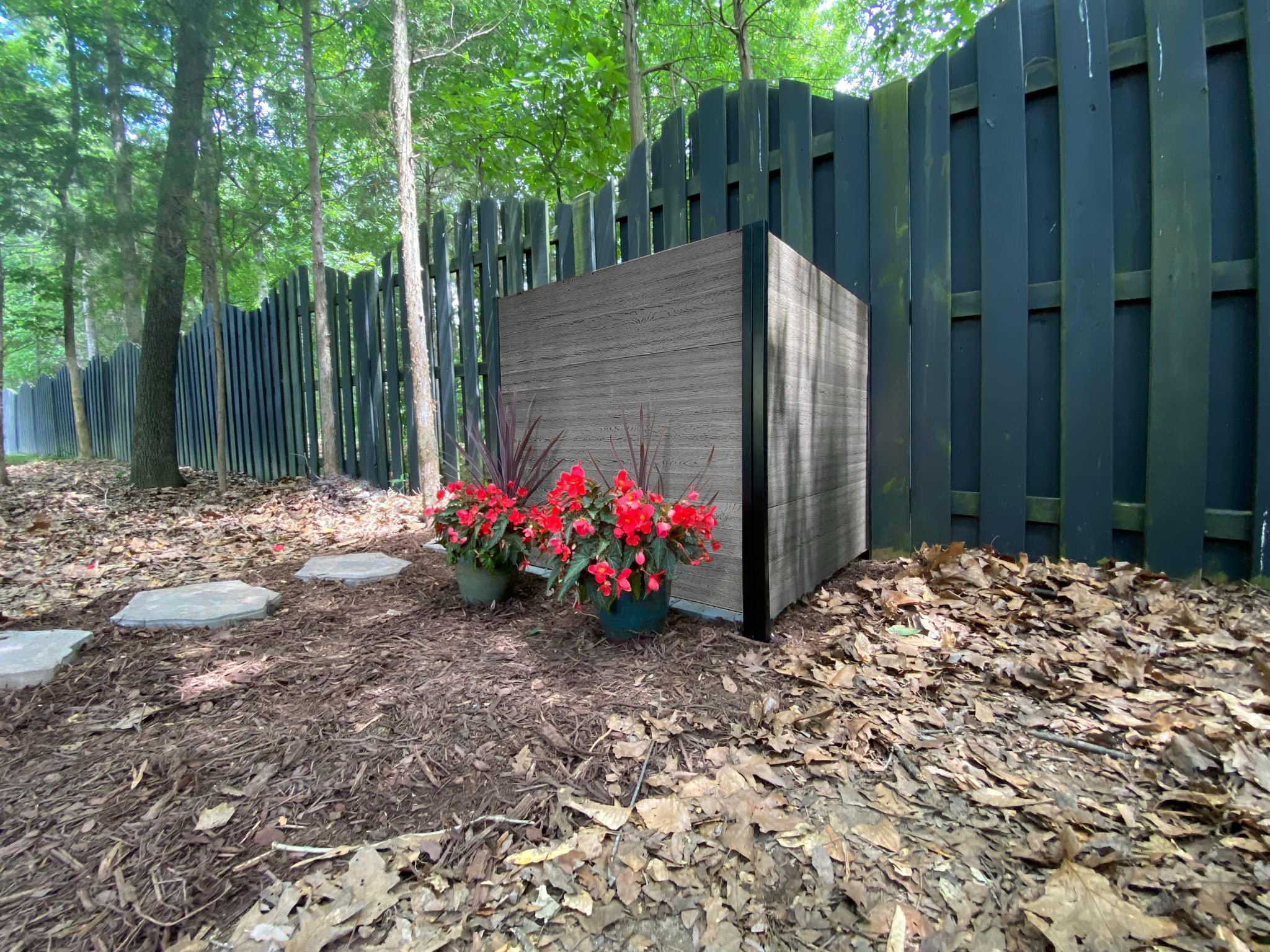 Enclo Privacy Screens Ec18002 Lincoln Woodtek Vinyl Outdoor Privacy Screen, Perfect To Conceal Trash Bins And A/C Units, Full-Co