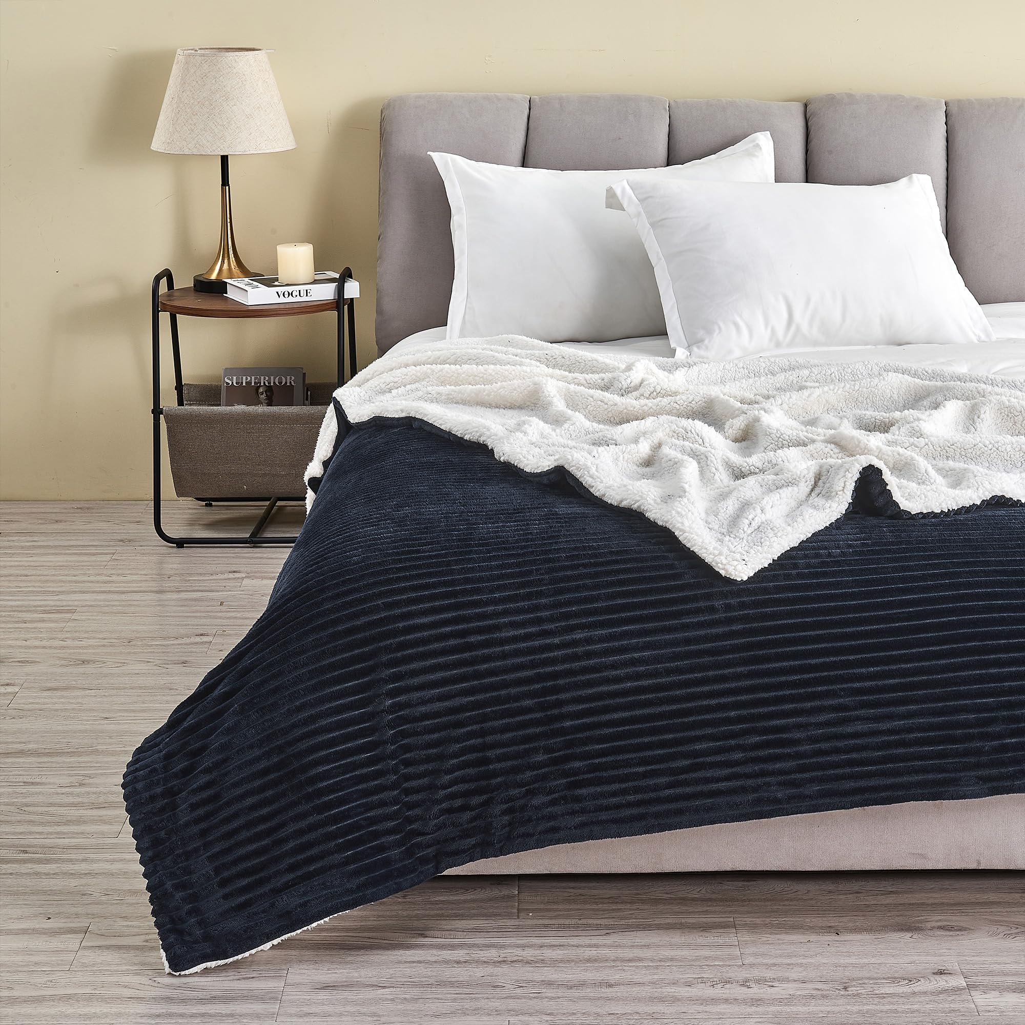 Ribbed Texture Reversible Navy Throw Blanket, Fluffy And Luxurious Full Queen Blanket (90' X 90' Blanket, Navy)
