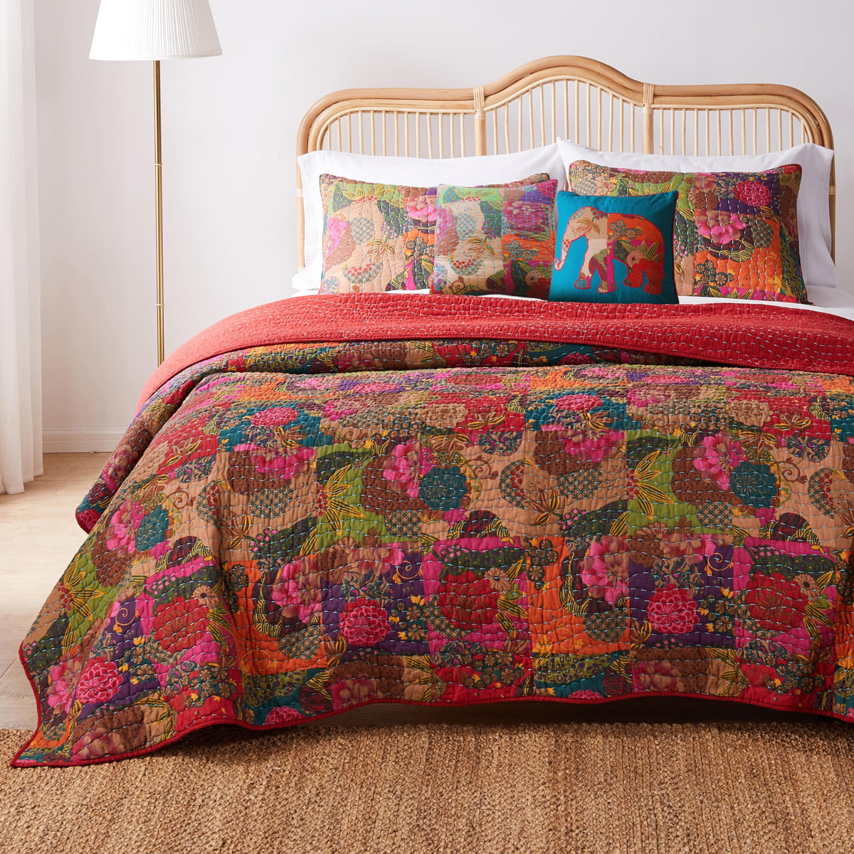 Greenland Home - Gl-1304Wbsq Jewel Quilt Set, 5-Piece Full/Queen, Red