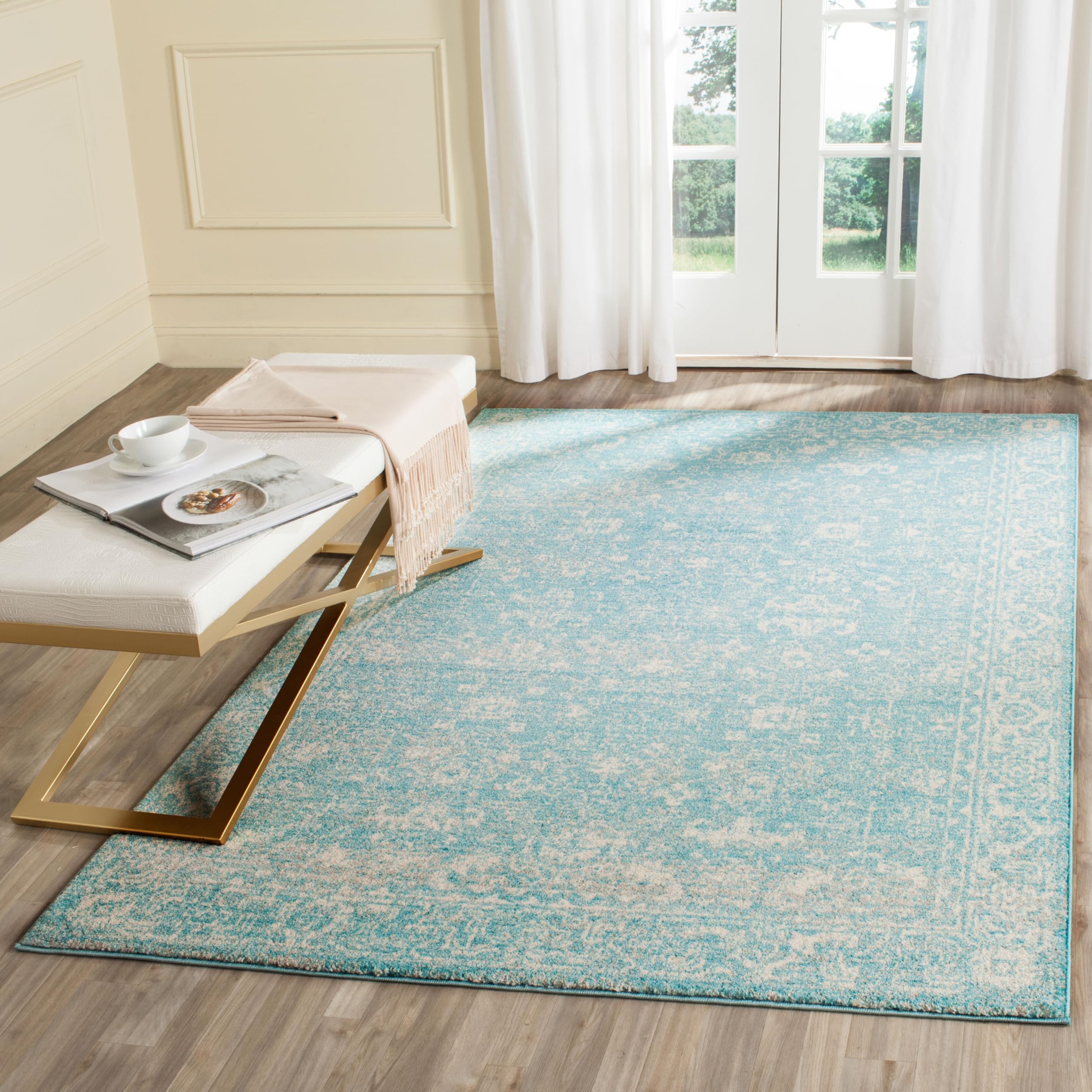 SAFAVIEH Evoke Collection 67 x 9 Light Blue/Ivory EVK270D Shabby Chic Distressed Non-Shedding Living Room Bedroom Dining Home 