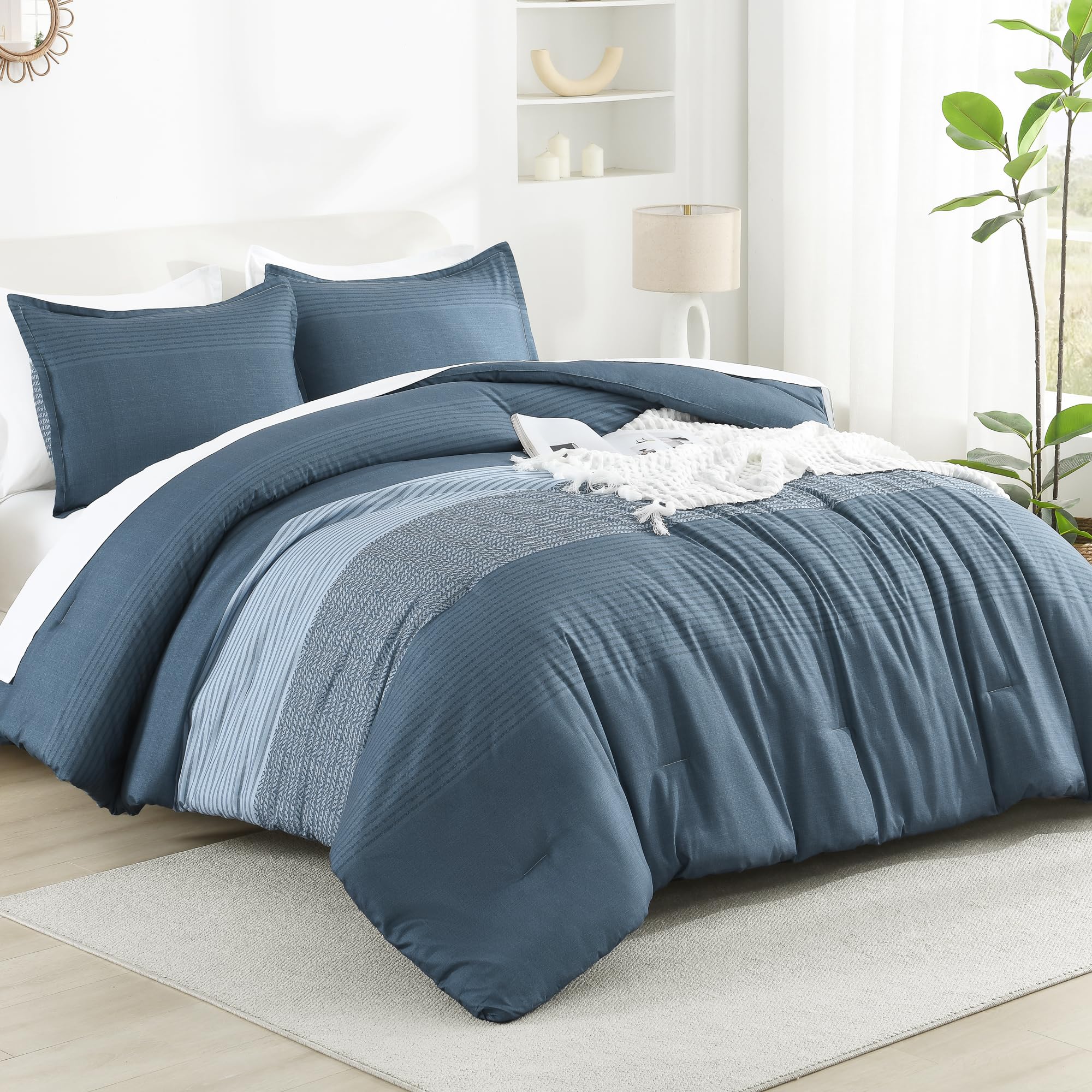 Litanika Haze Blue Comforter Set King - 3 Pieces Lightweight Haze Blue White Colorblock Stripe Fluffy Bedding Comforter Sets, Al