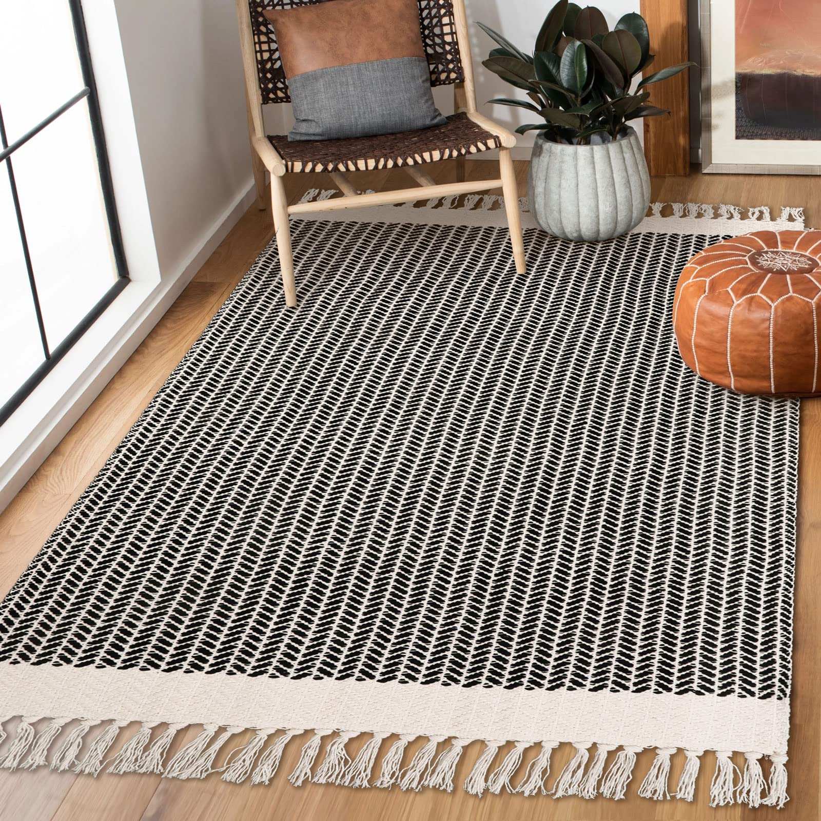 Lahome Boho Entryway Rug, 3x5 Rug for Bedroom Lightweight Washable Throw Rug Woven Cotton Bathroom Rugs with Tassels, Farmhouse 