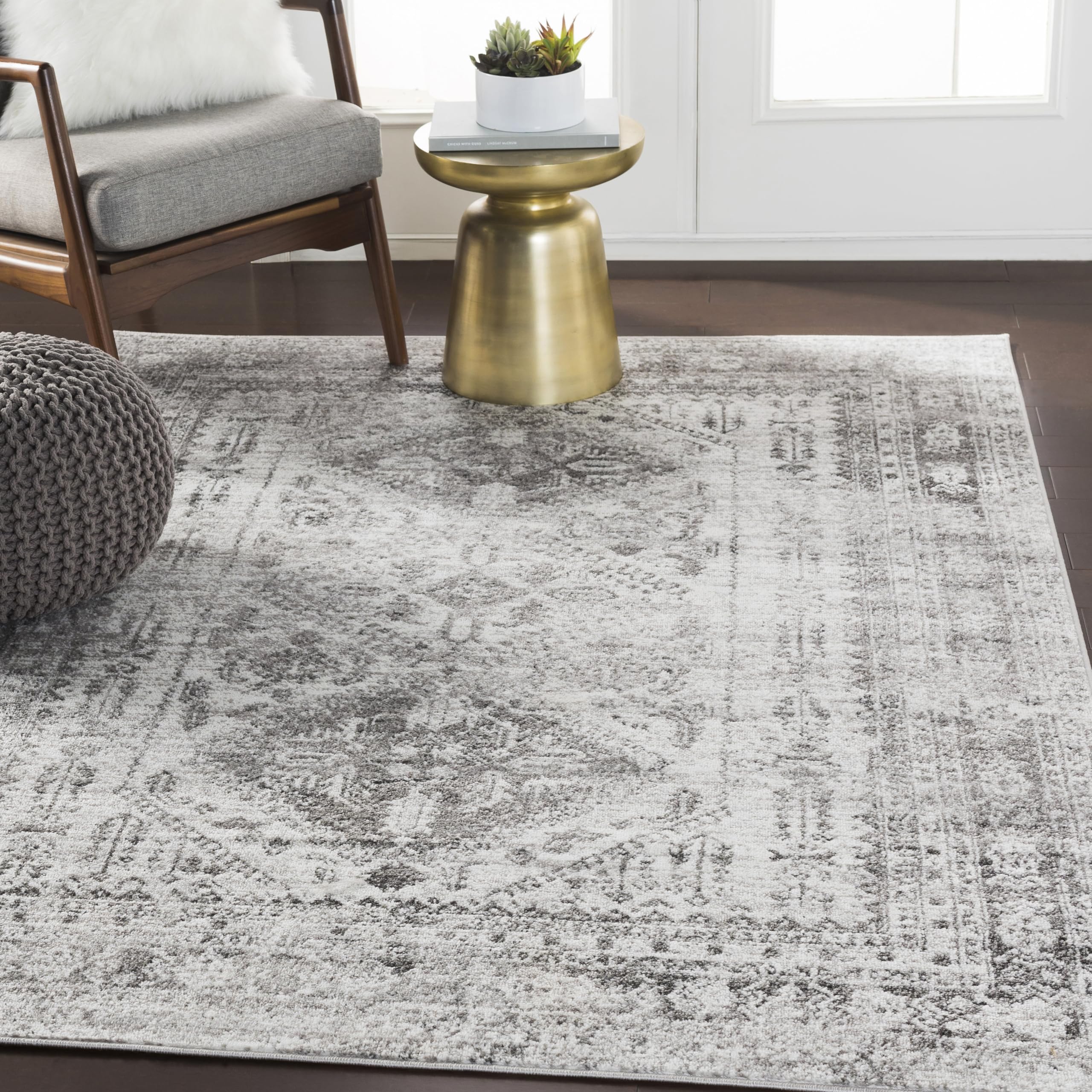 Livabliss Desta Vintage Oriental Area Rug,5'3'' x 7'3'',Charcoal