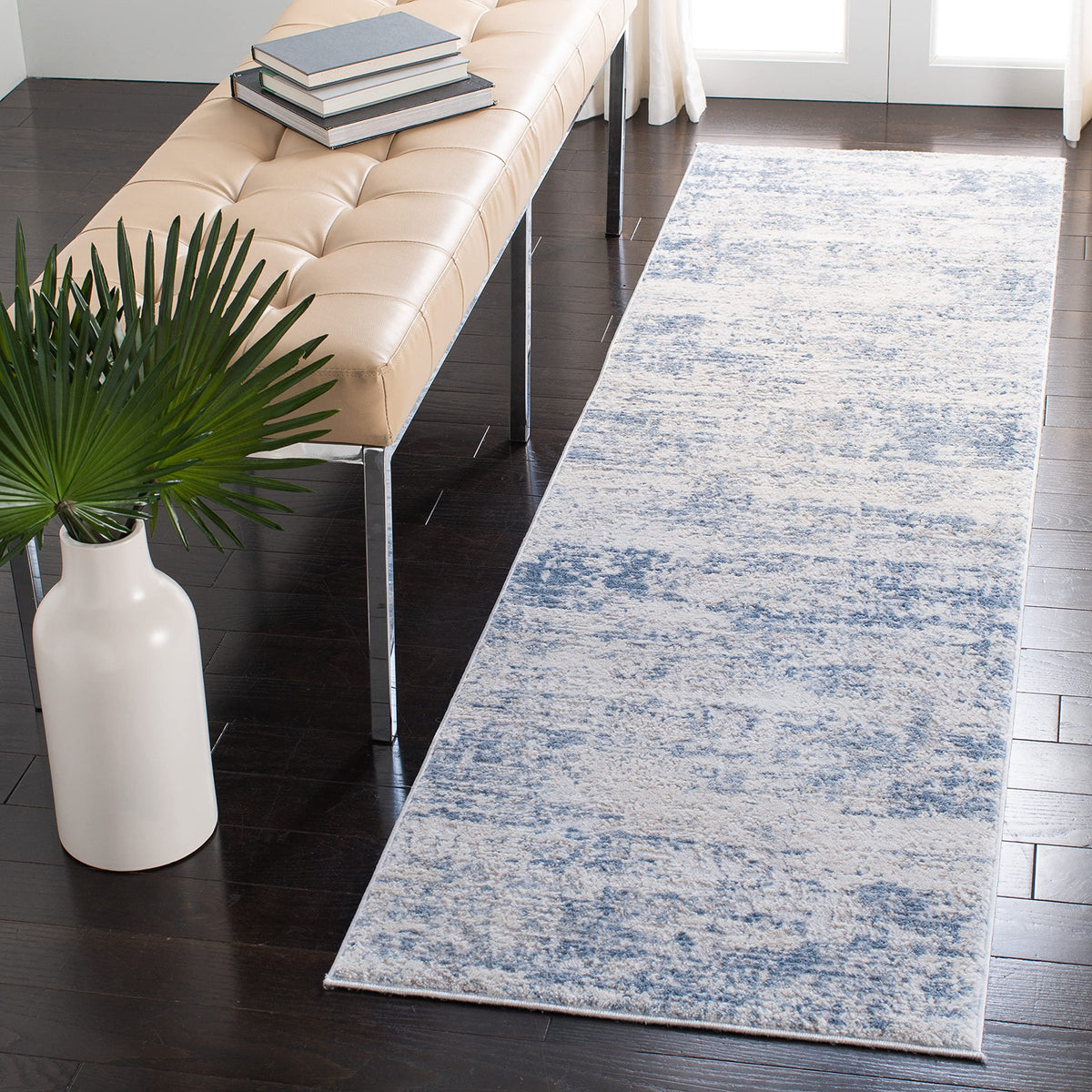 SAFAVIEH Amelia Collection 2'2'' x 22' Ivory/Blue ALA700A Modern Abstract Non-Shedding Living Room Bedroom Runner Rug