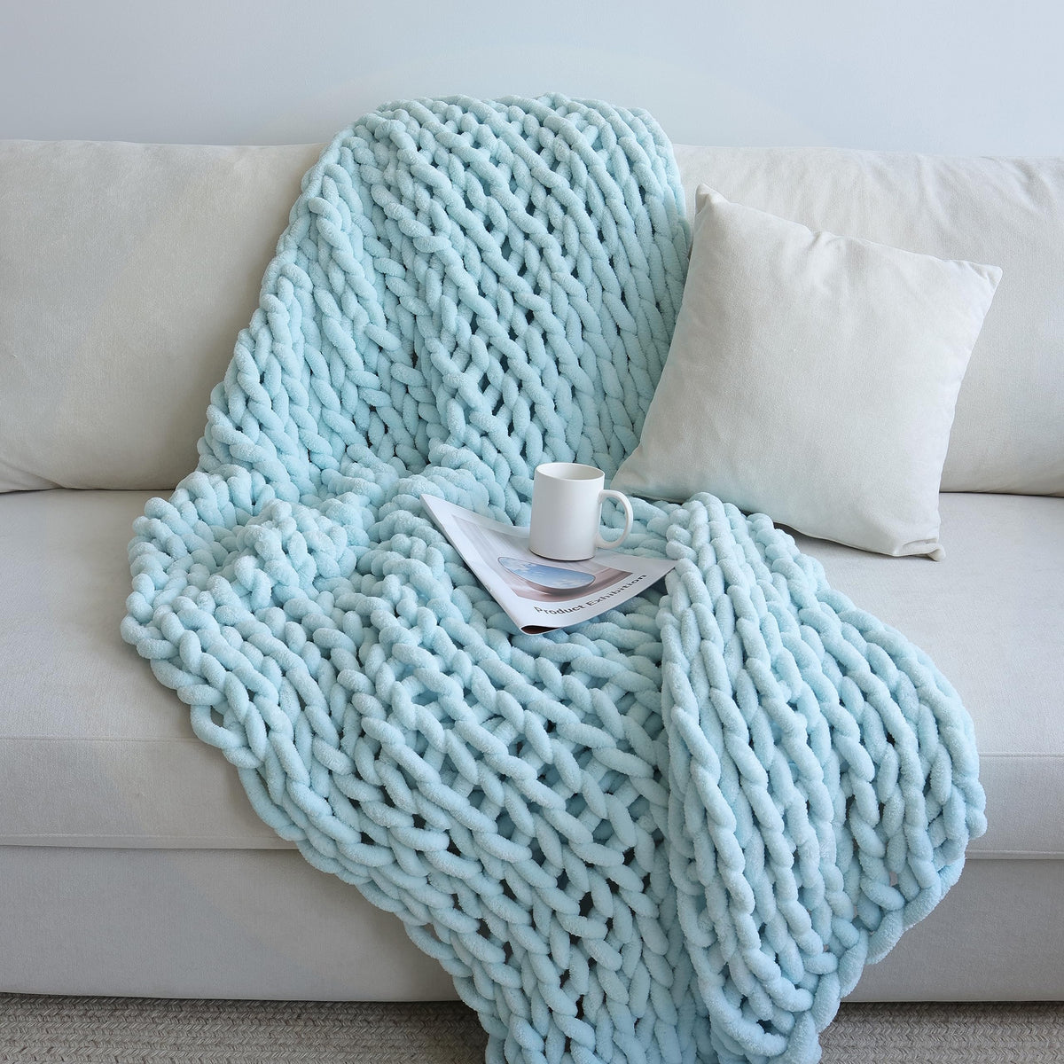Maetoow Chenille Chunky Knit Blanket Throw (3040 Inch), Handmade Warm & Cozy Blanket Couch, Bed, Home Decor, Soft Breathable Fle