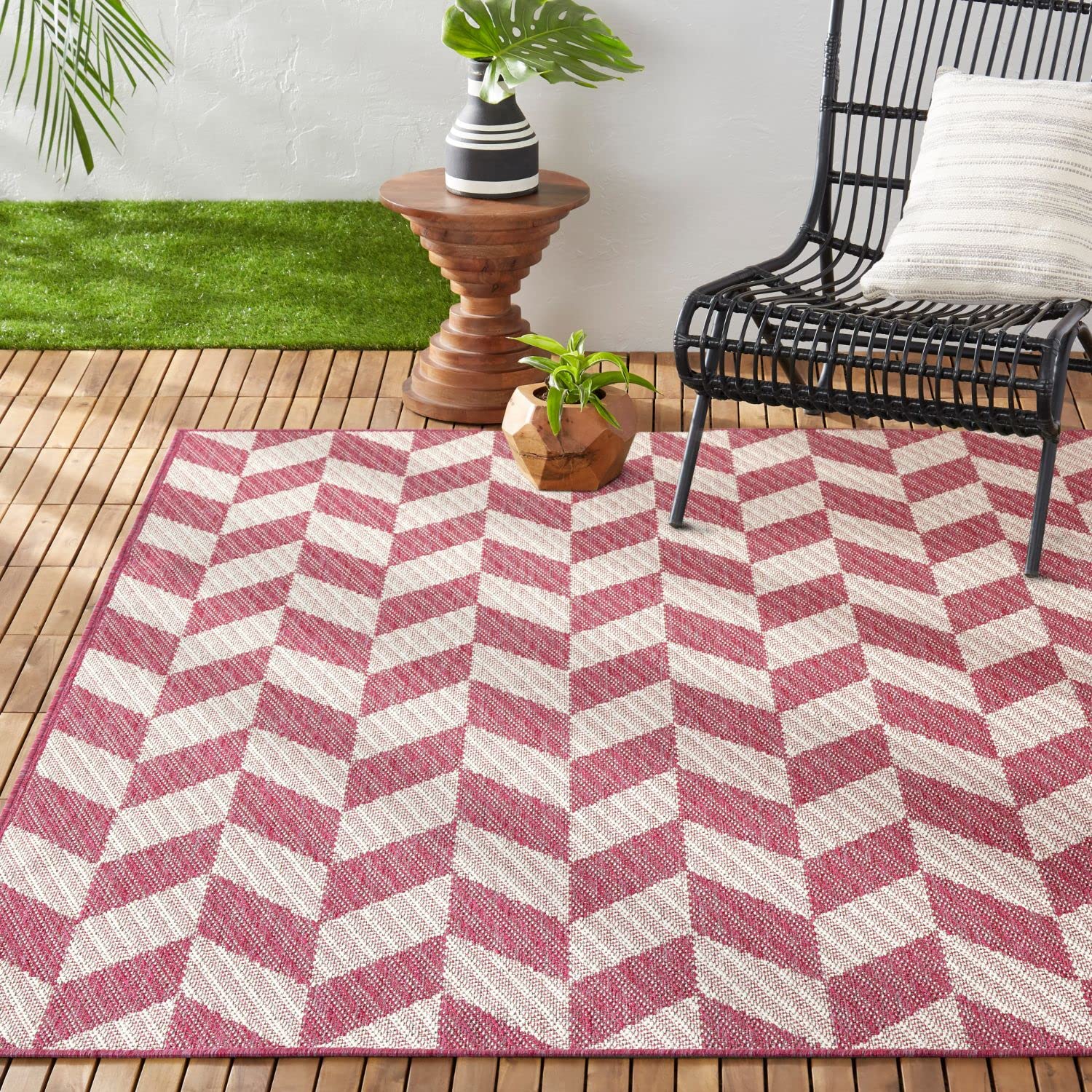 Nicole Miller New York Patio Country Calla Contemporary Herringbone Indoor/Outdoor Area Rug, Pink/Ivory , 6'6'X9'2'