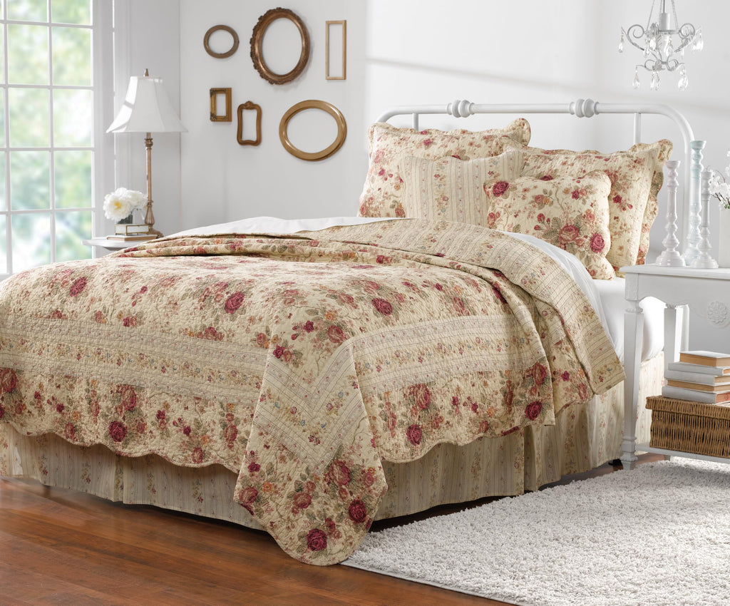 Greenland Home Antique Rose 100% Cotton Heirloom-Quality Quilt Set, Full/Queen (5 Piece), Ecru