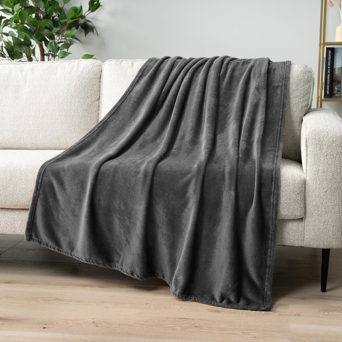 Pavilia Grey Fleece Throw Blanket For Couch Twin Size, Dark Charcoal Super Soft Fuzzy Flannel Throw For Sofa, Luxury Plush Micro