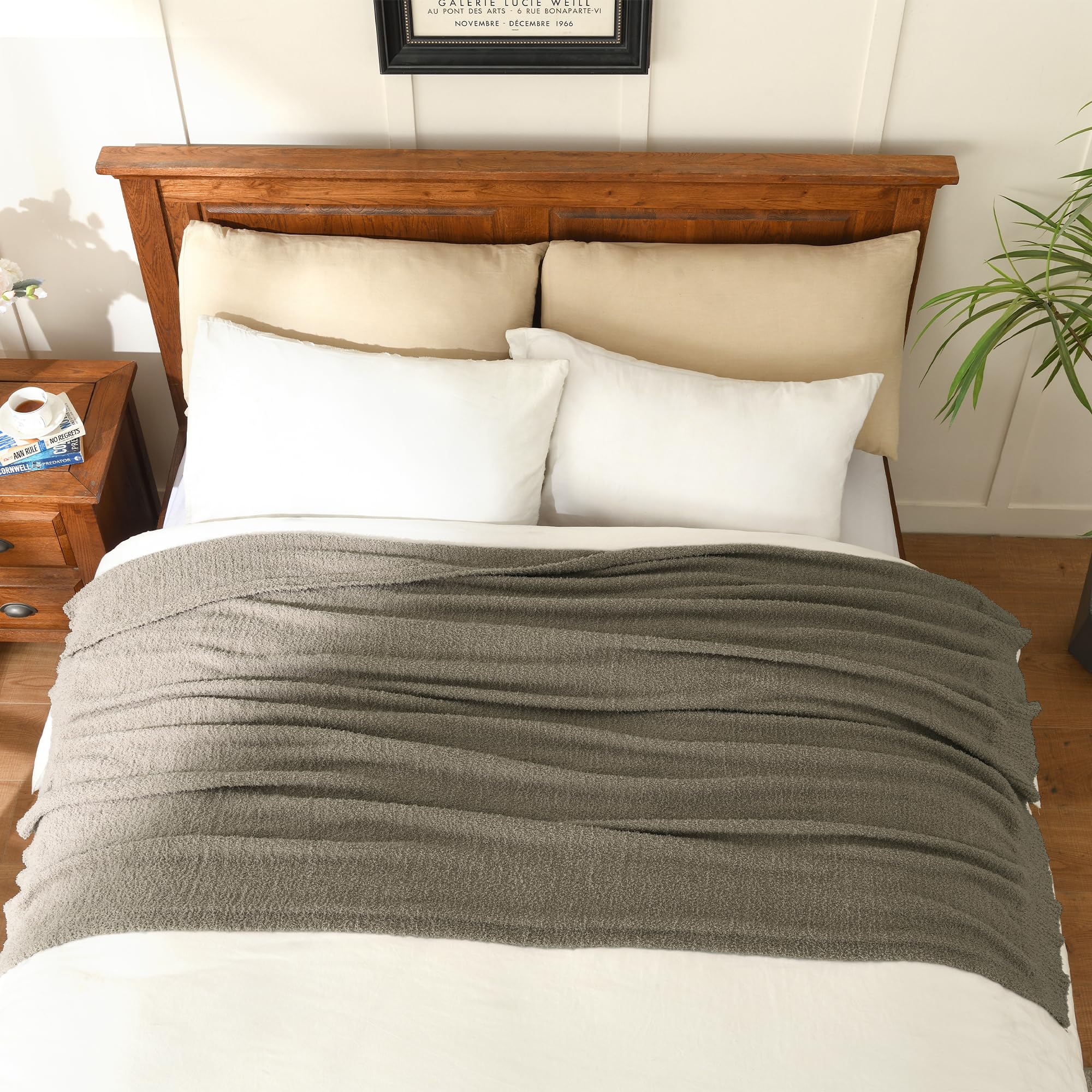 Knit Throw Blanket Super Soft Warm Blanket For Couch Lightweight Fluffy Blanket For Bed Sofa 50X60 Inches (Taupe)